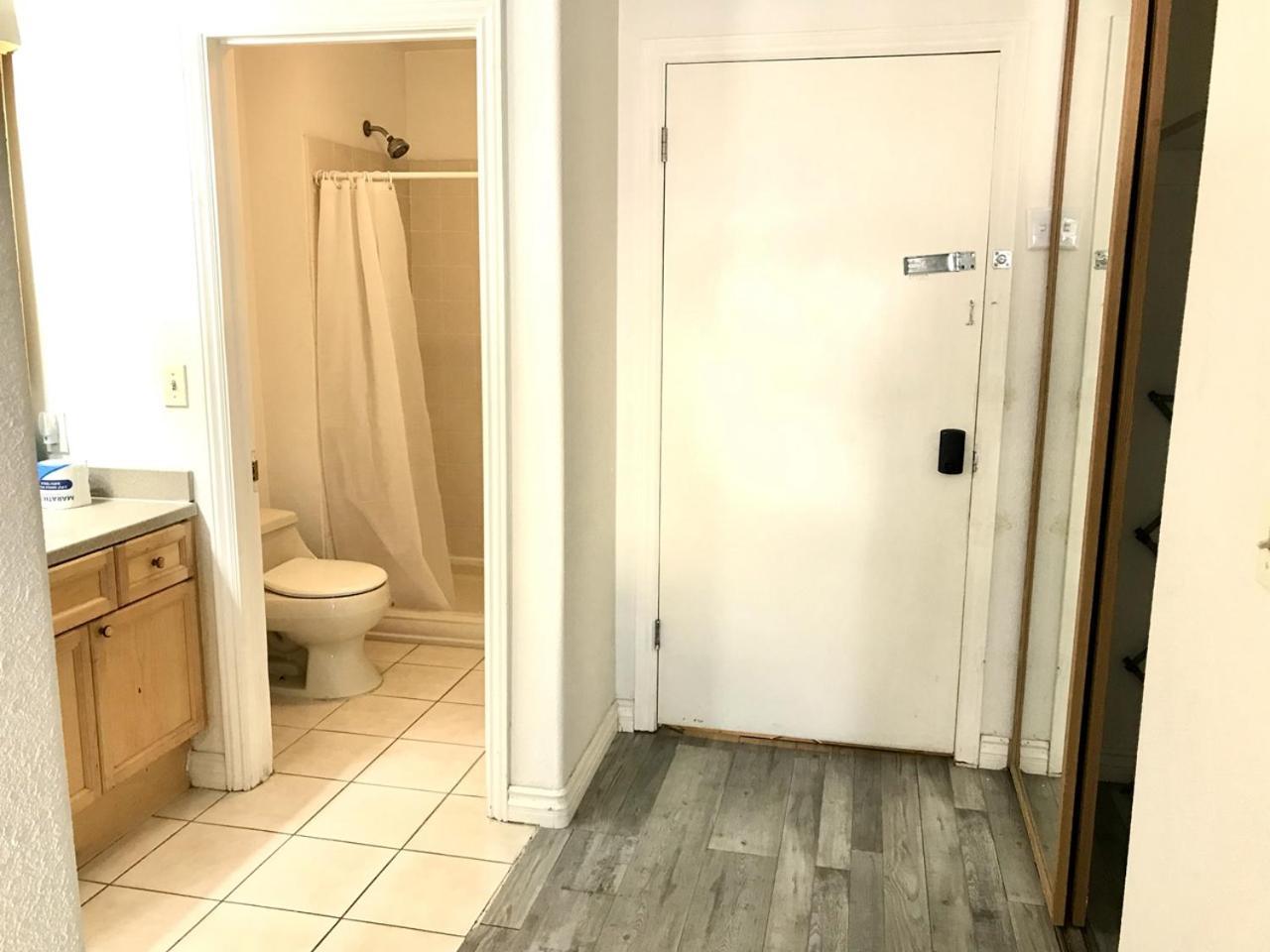 Super bedroom with private bathroom 5 photo 40
