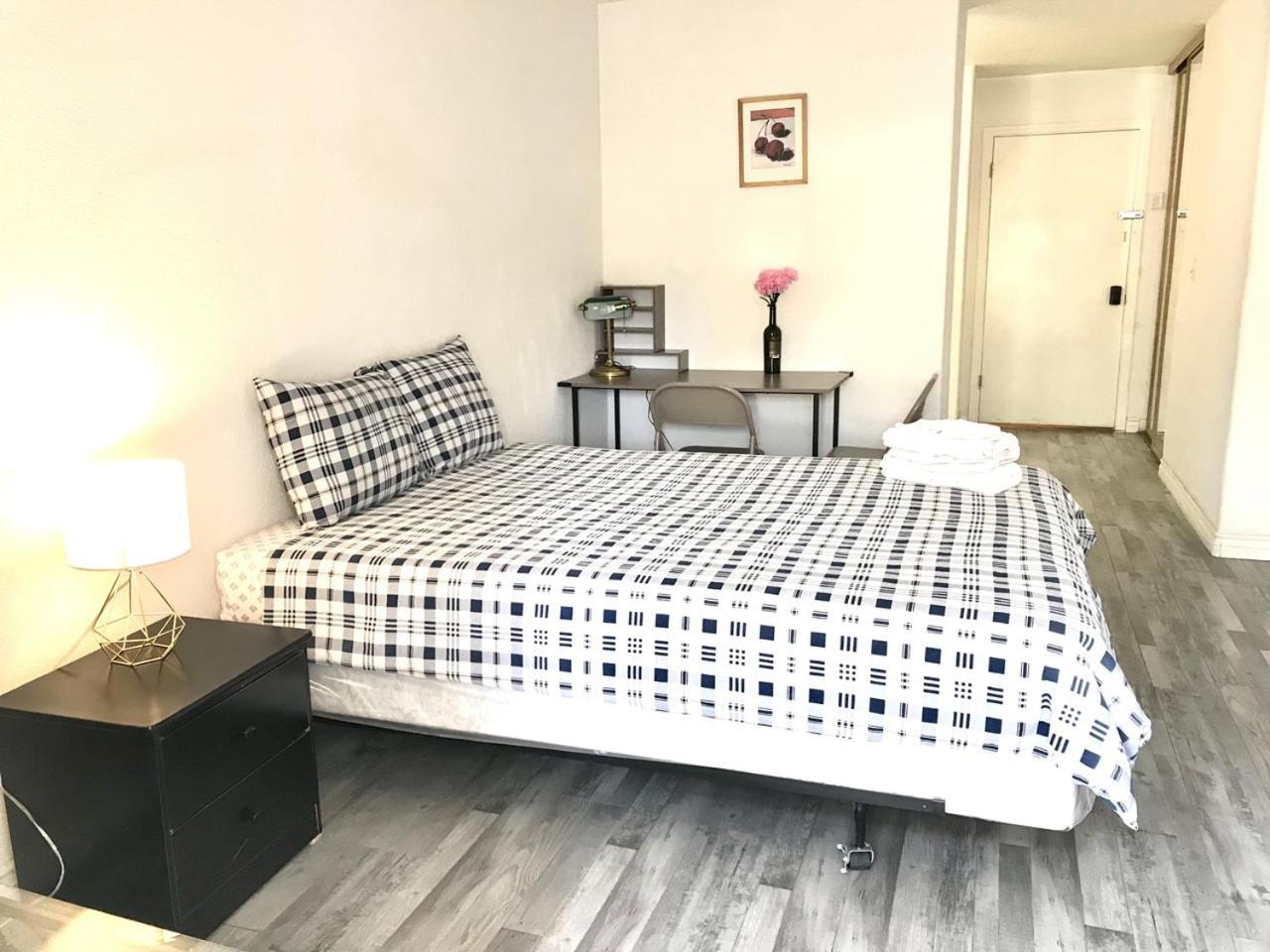 Super bedroom with private bathroom 5 photo 15