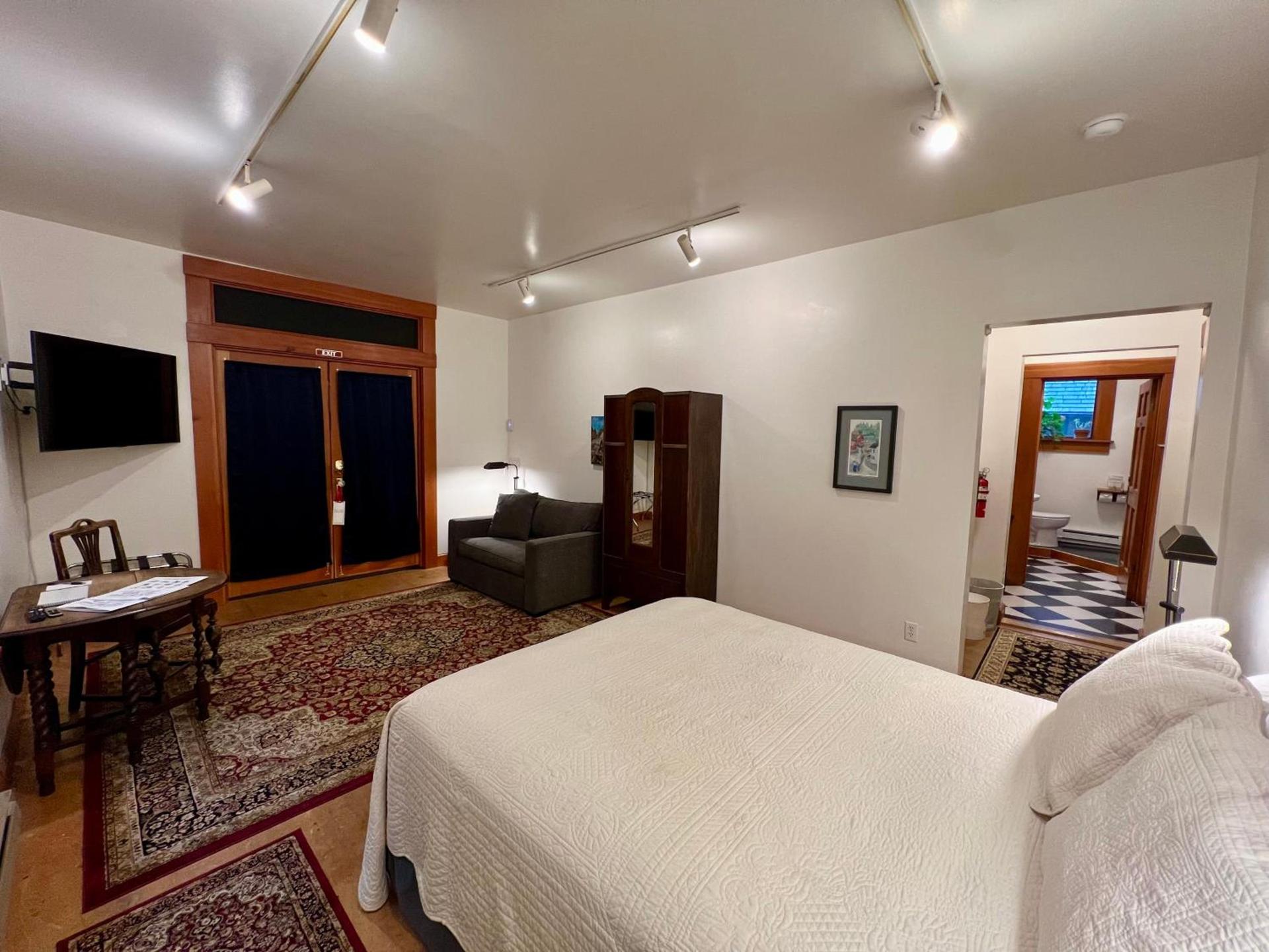 Inn At Creek Street photo 13