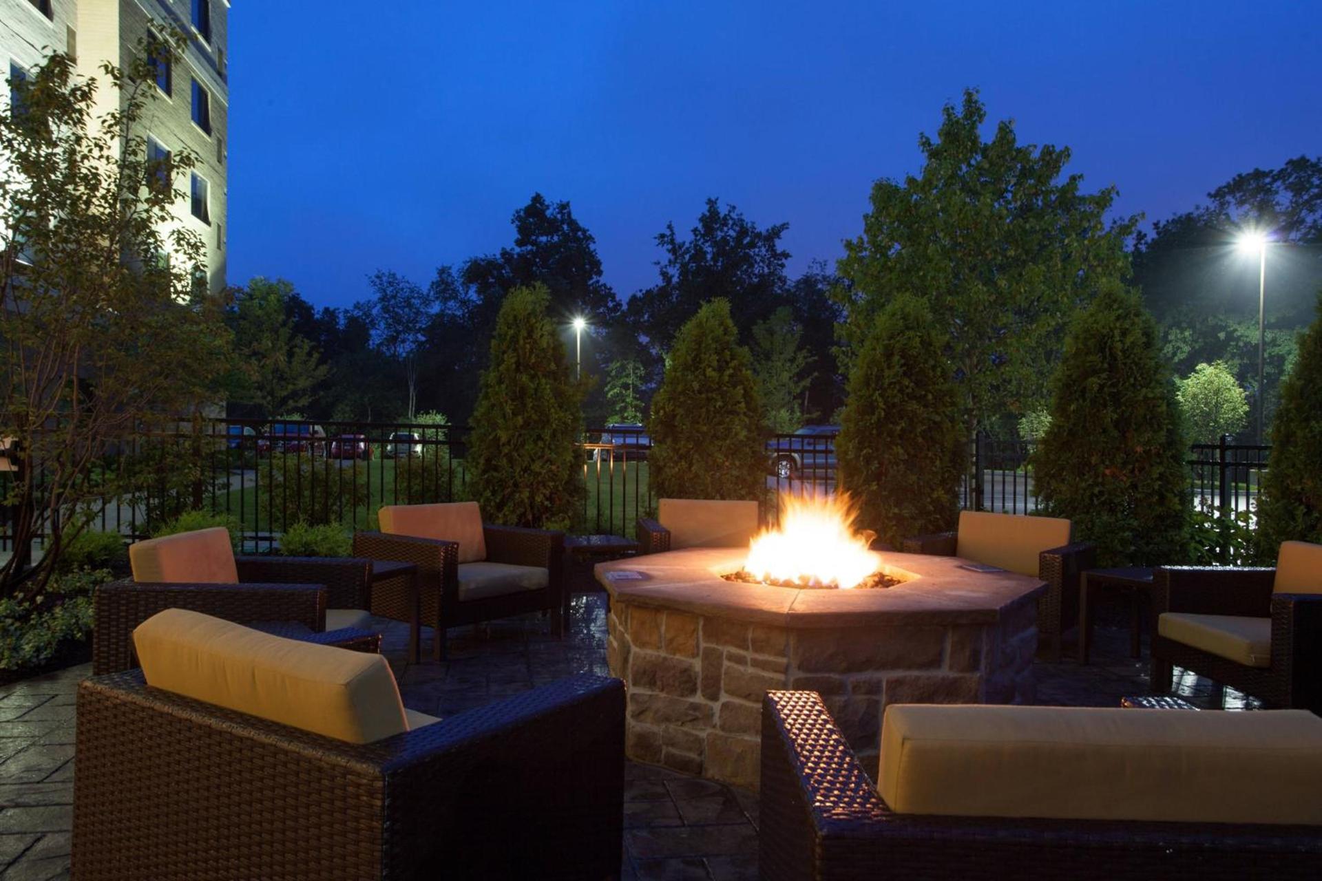 Courtyard by Marriott Pittsburgh North/Cranberry Woods photo 8