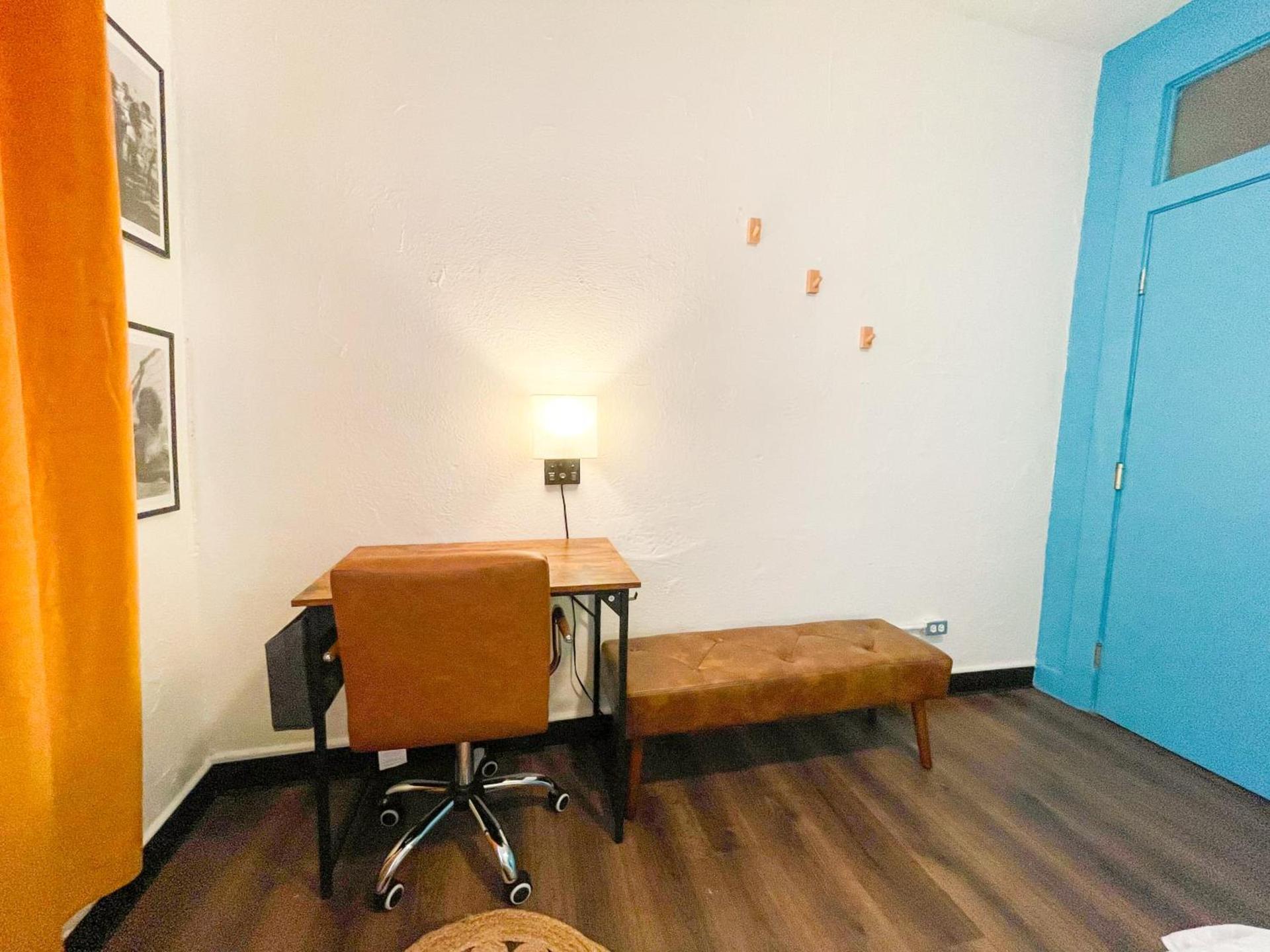 ITH San Diego Mission Beach Backpacker Hostel photo 23