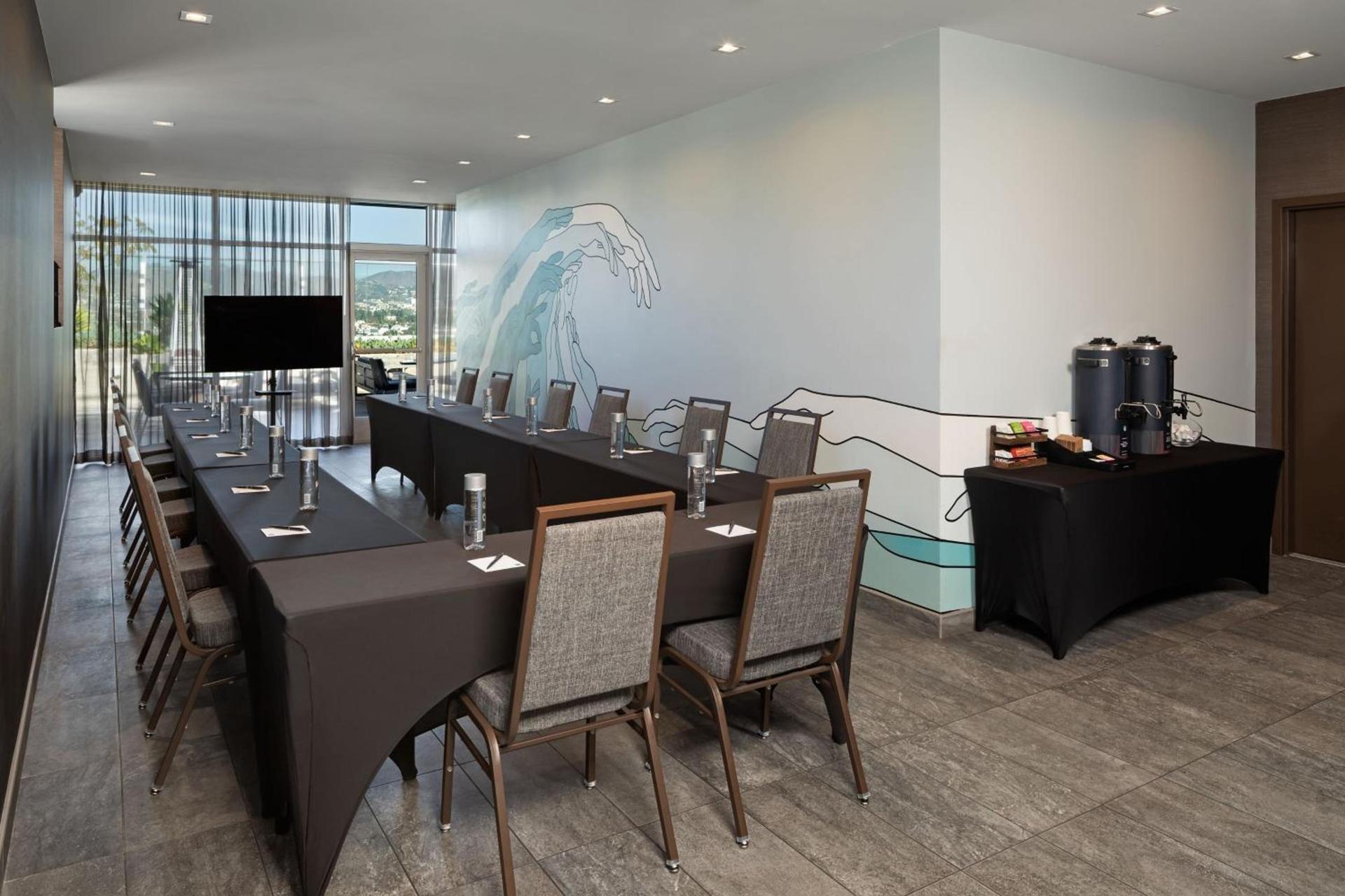 AC Hotel by Marriott Beverly Hills photo 85
