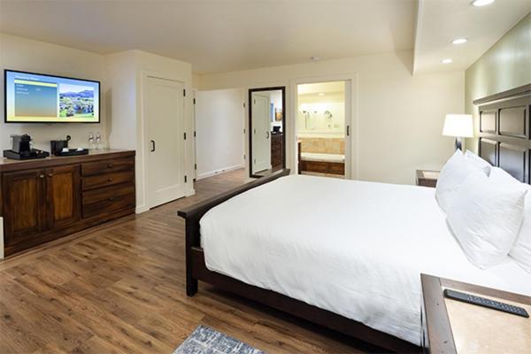 The Quail Lodge photo 17