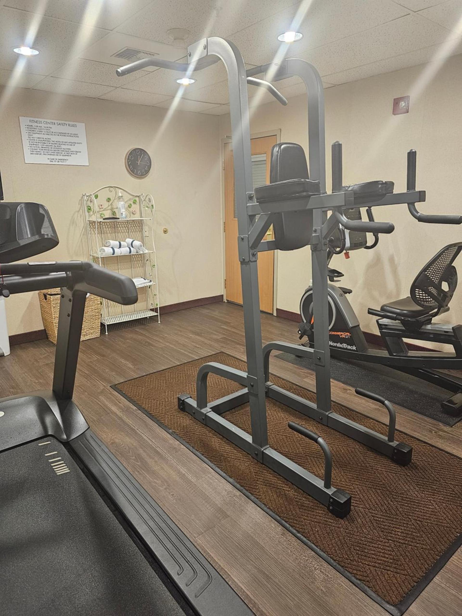 Ramada by Wyndham SeaTac Airport photo 8