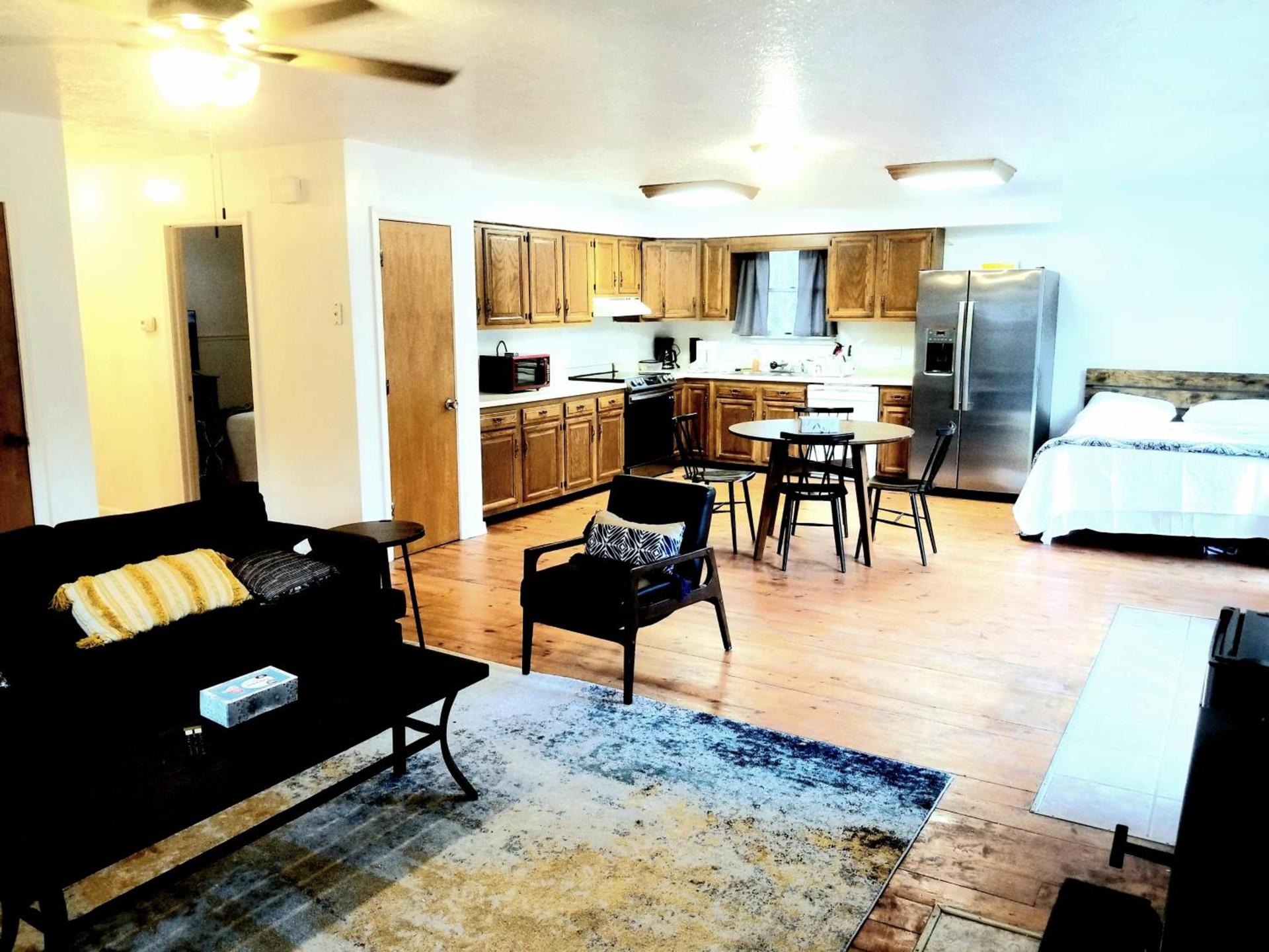 The Magnolia House photo 49