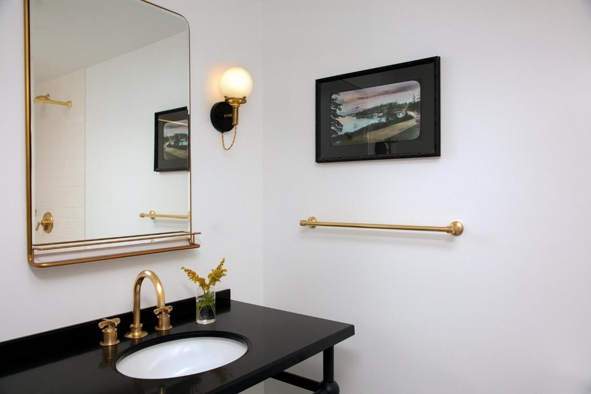 Kimpton Palladian Hotel by IHG photo 60