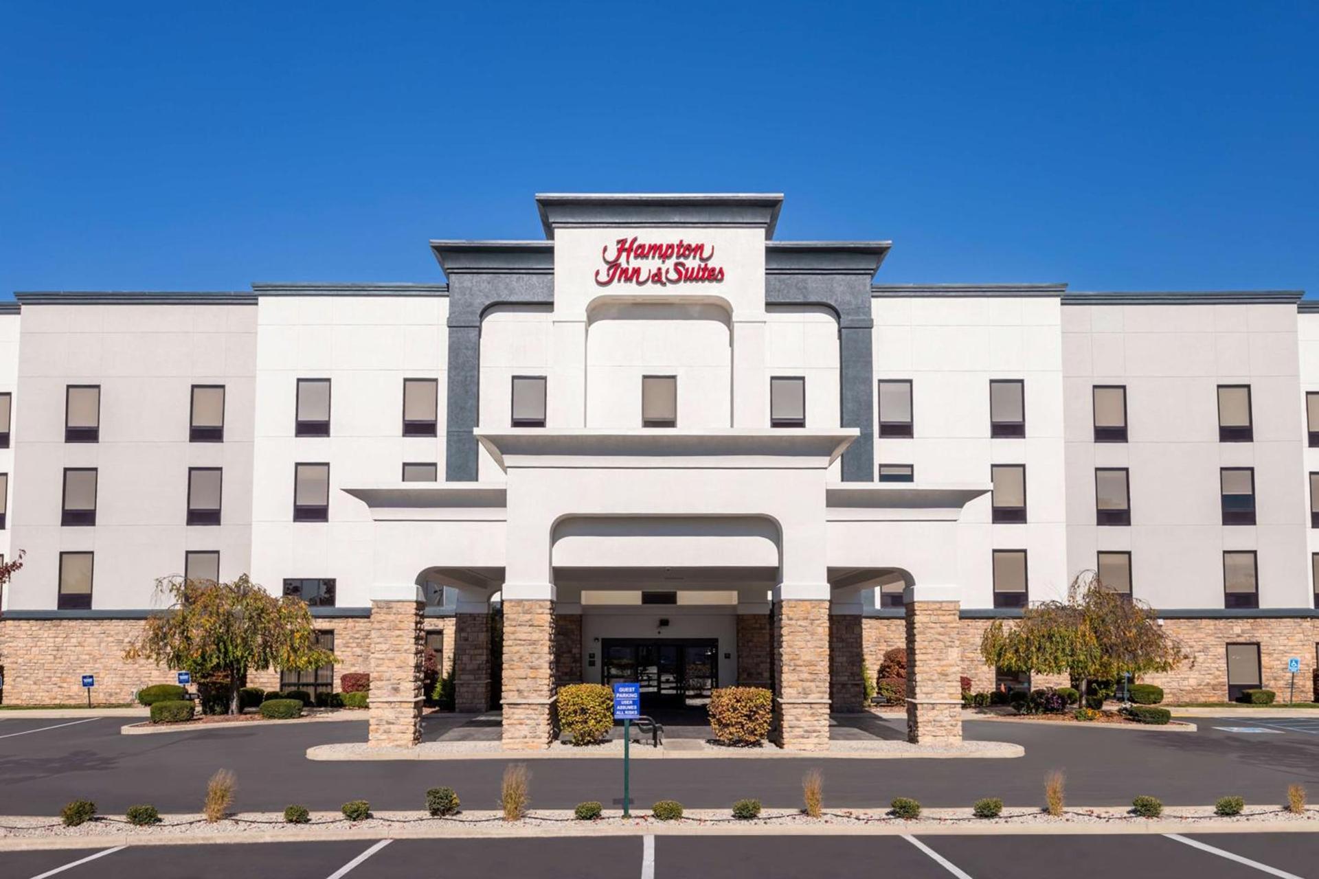 Hampton Inn & Suites Richmond photo 1