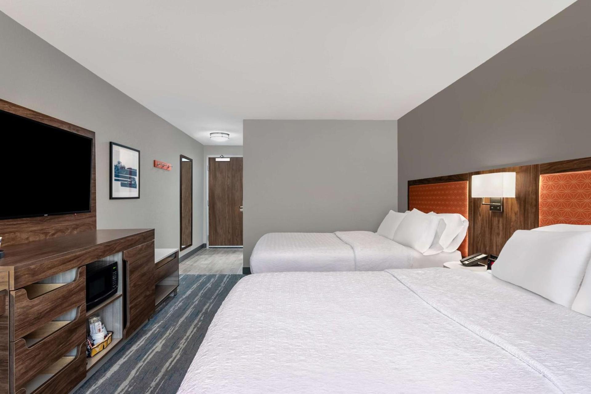 Hampton Inn & Suites Richmond photo 33