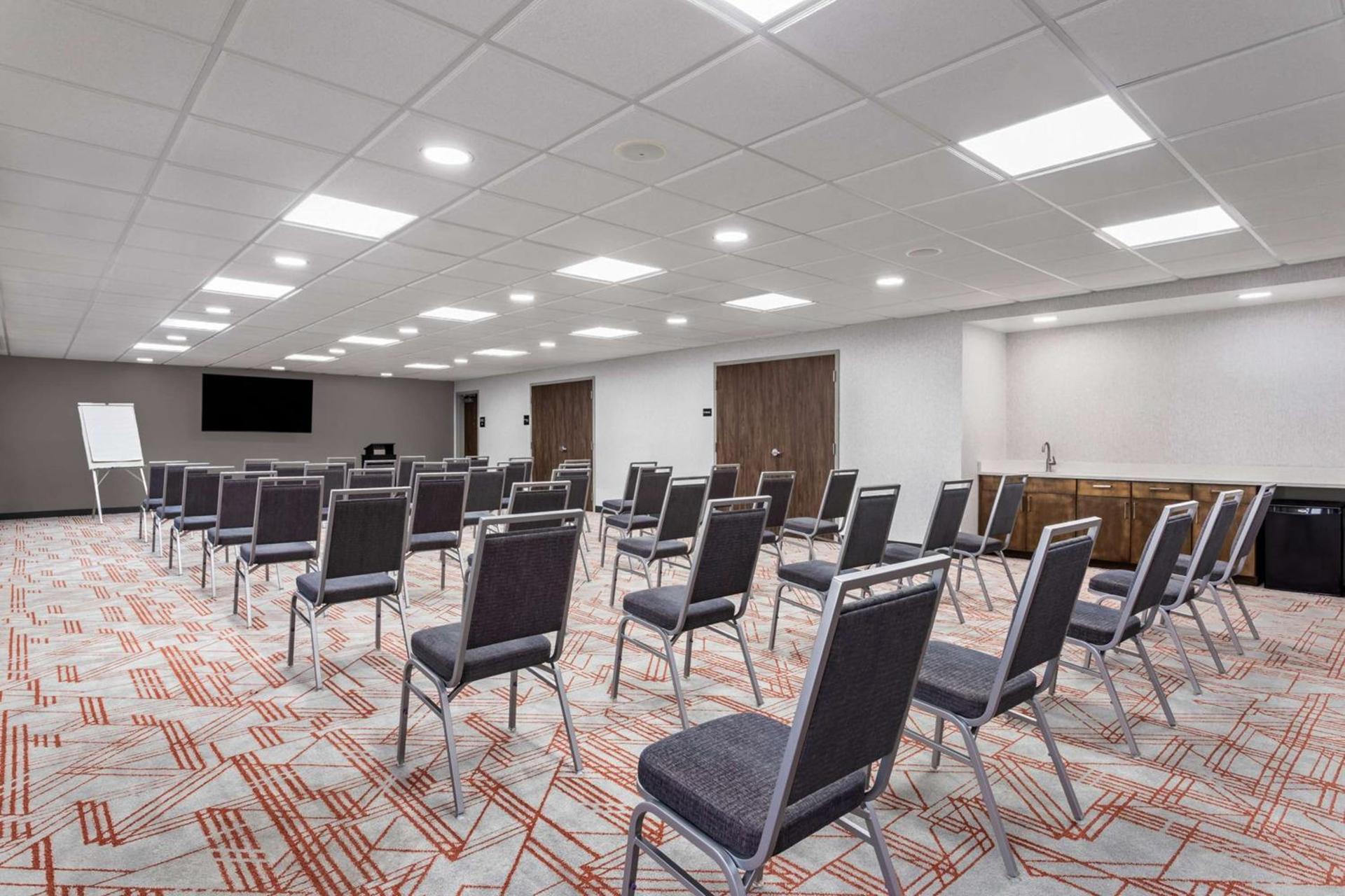 Hampton Inn & Suites Richmond photo 29