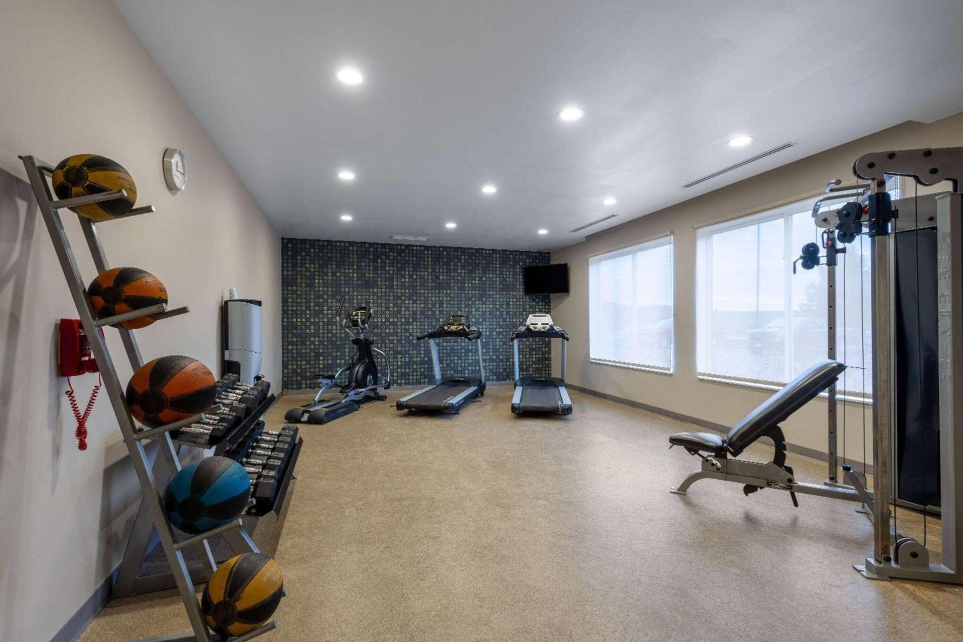 La Quinta by Wyndham Morgantown photo 13