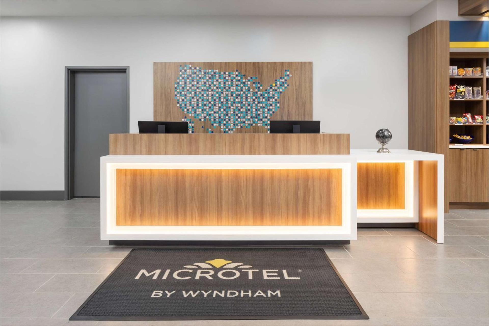 Microtel Inn & Suites by Wyndham Macedon photo 4