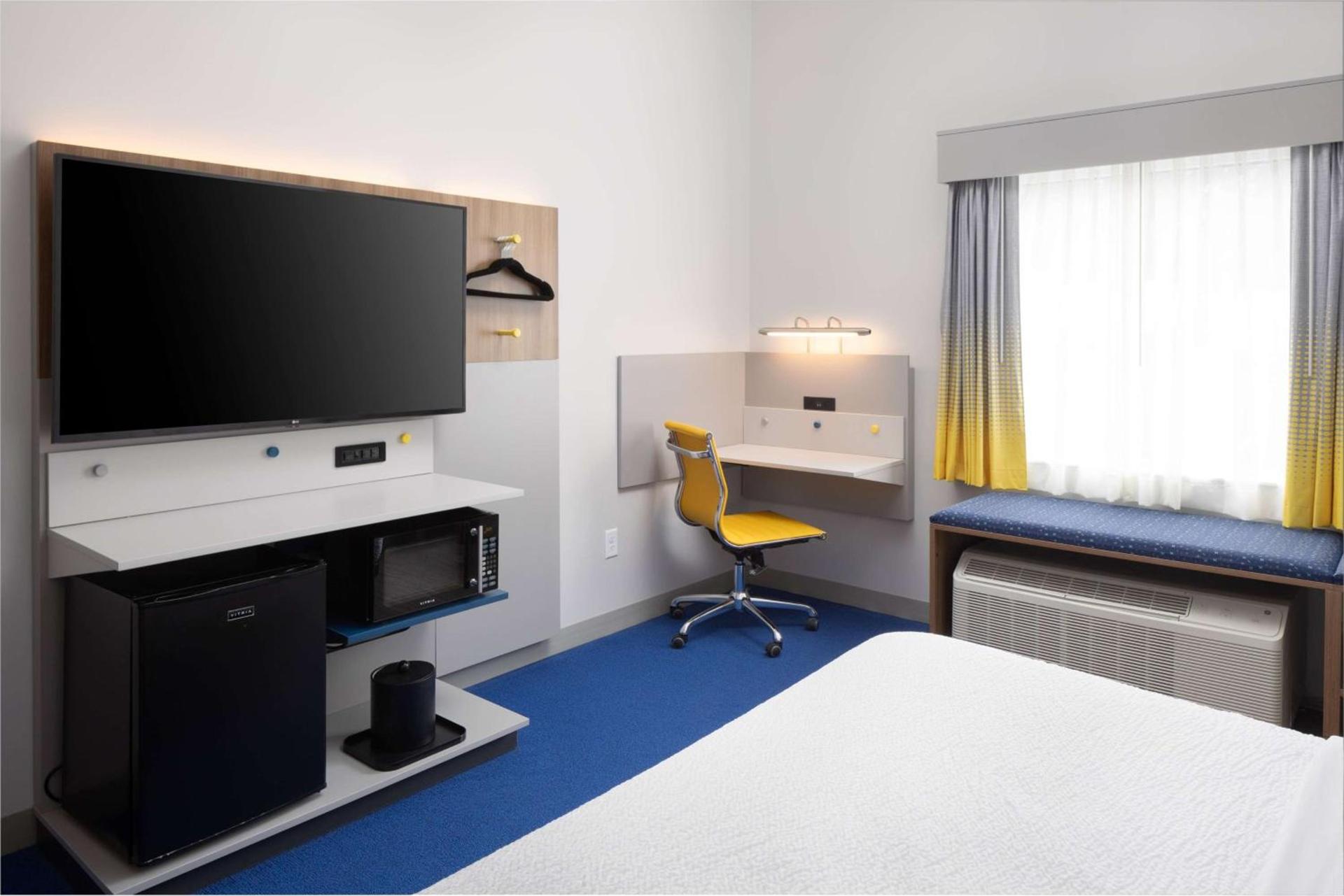Microtel Inn & Suites by Wyndham Macedon photo 19