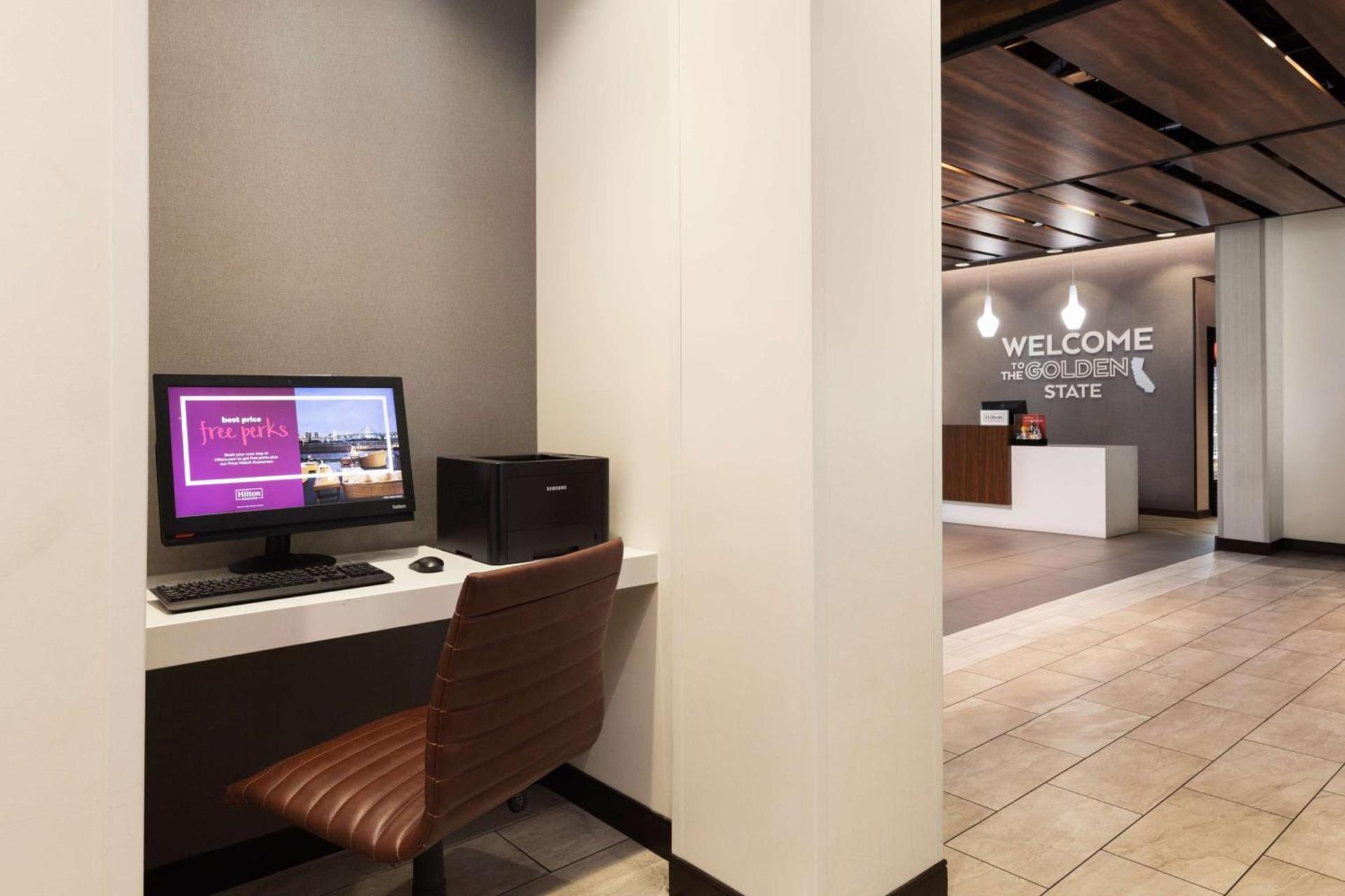 Hampton Inn San Jose Cherry Ave, CA photo 17