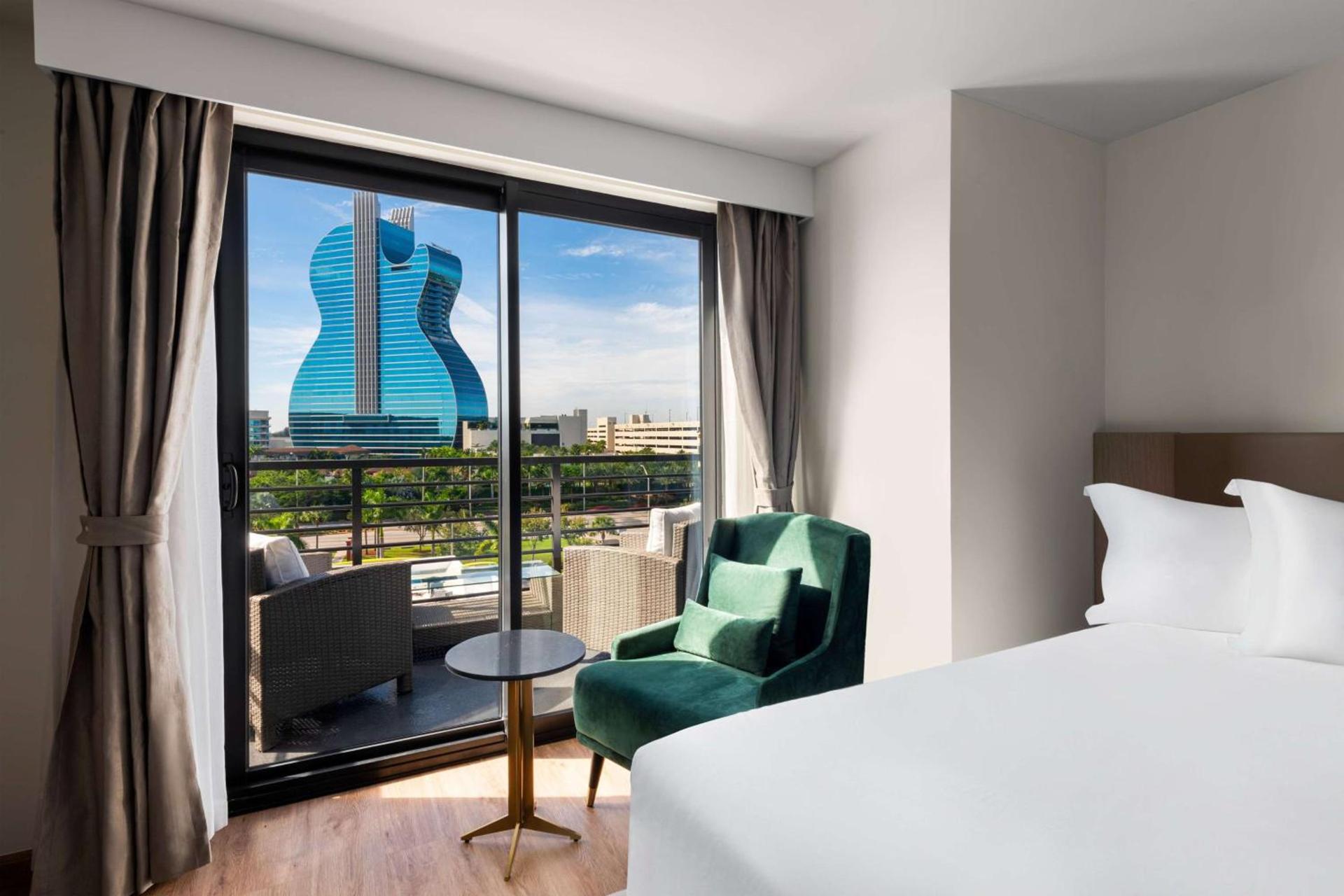 Dolce by Wyndham Hollywood photo 26