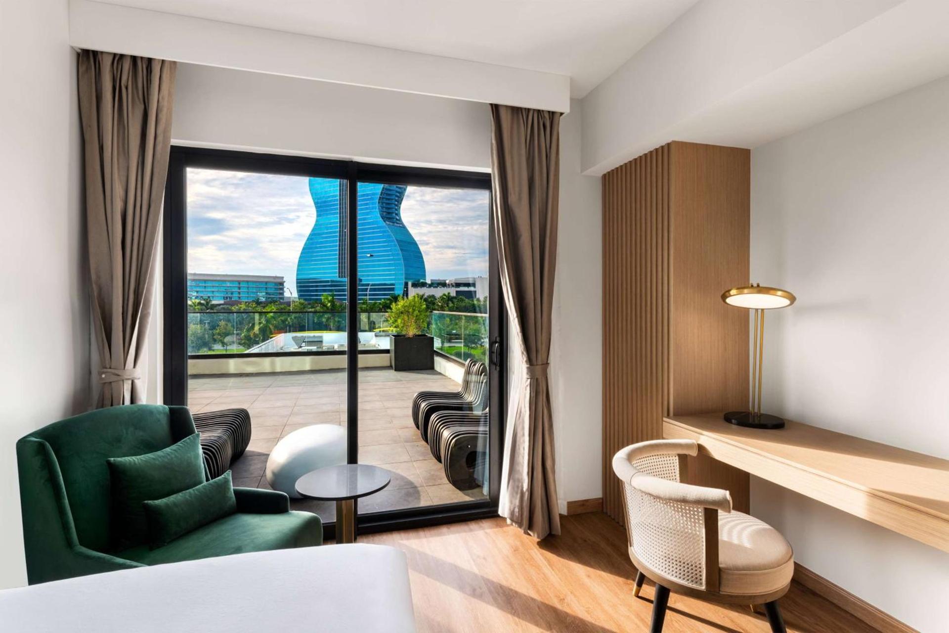 Dolce by Wyndham Hollywood photo 41