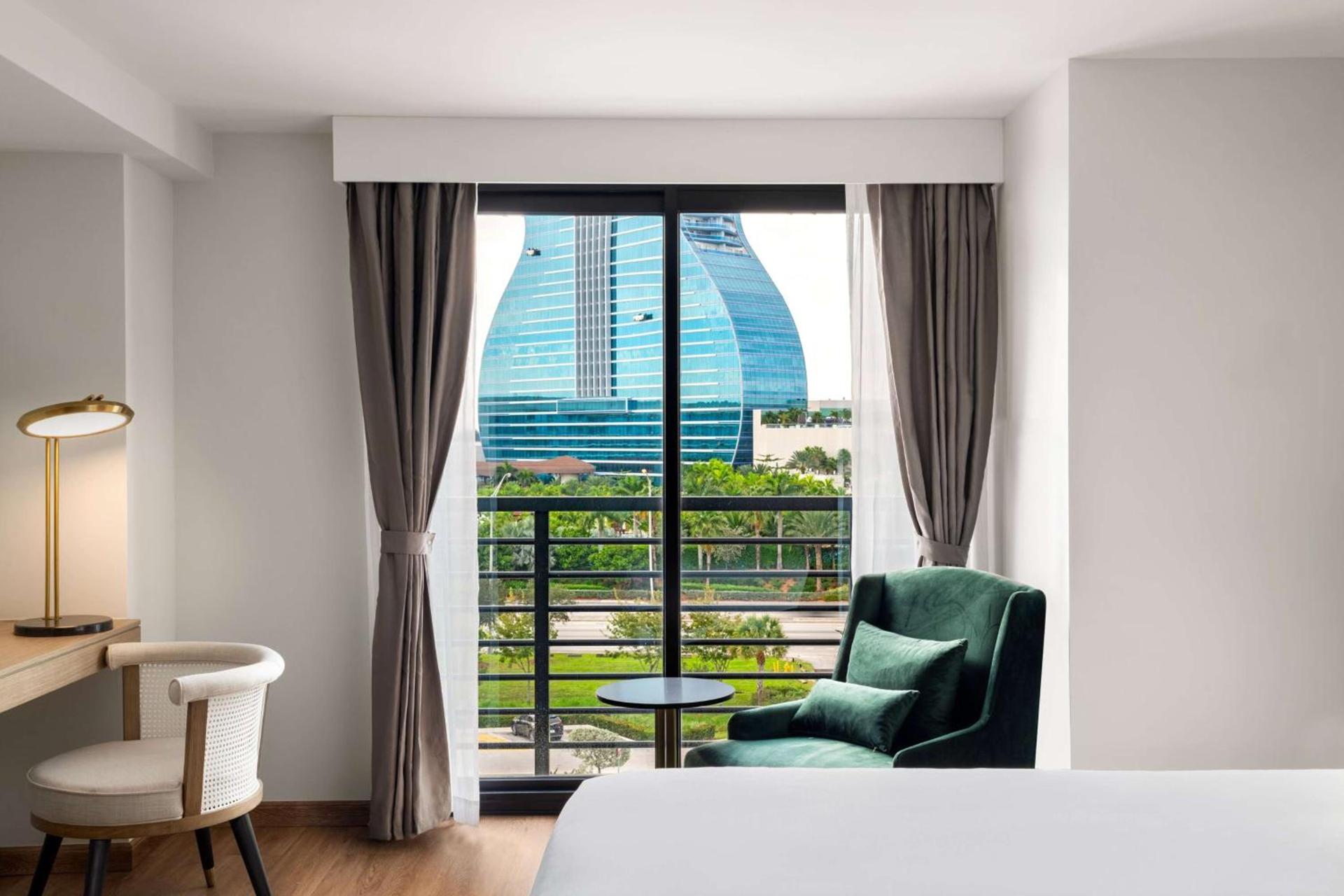 Dolce by Wyndham Hollywood photo 44