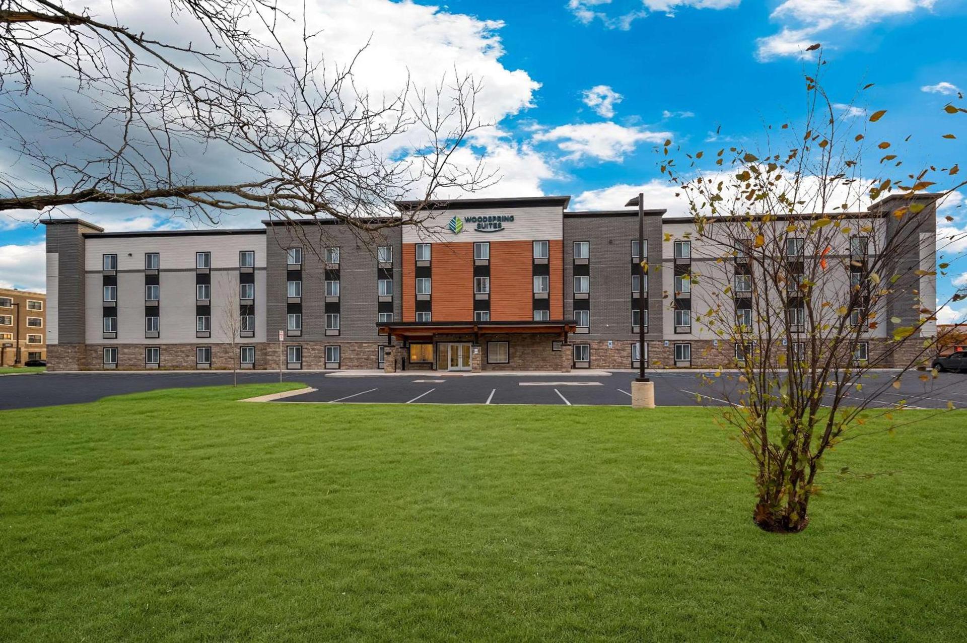 WoodSpring Suites Dearborn Detroit — hotel in Dearborn