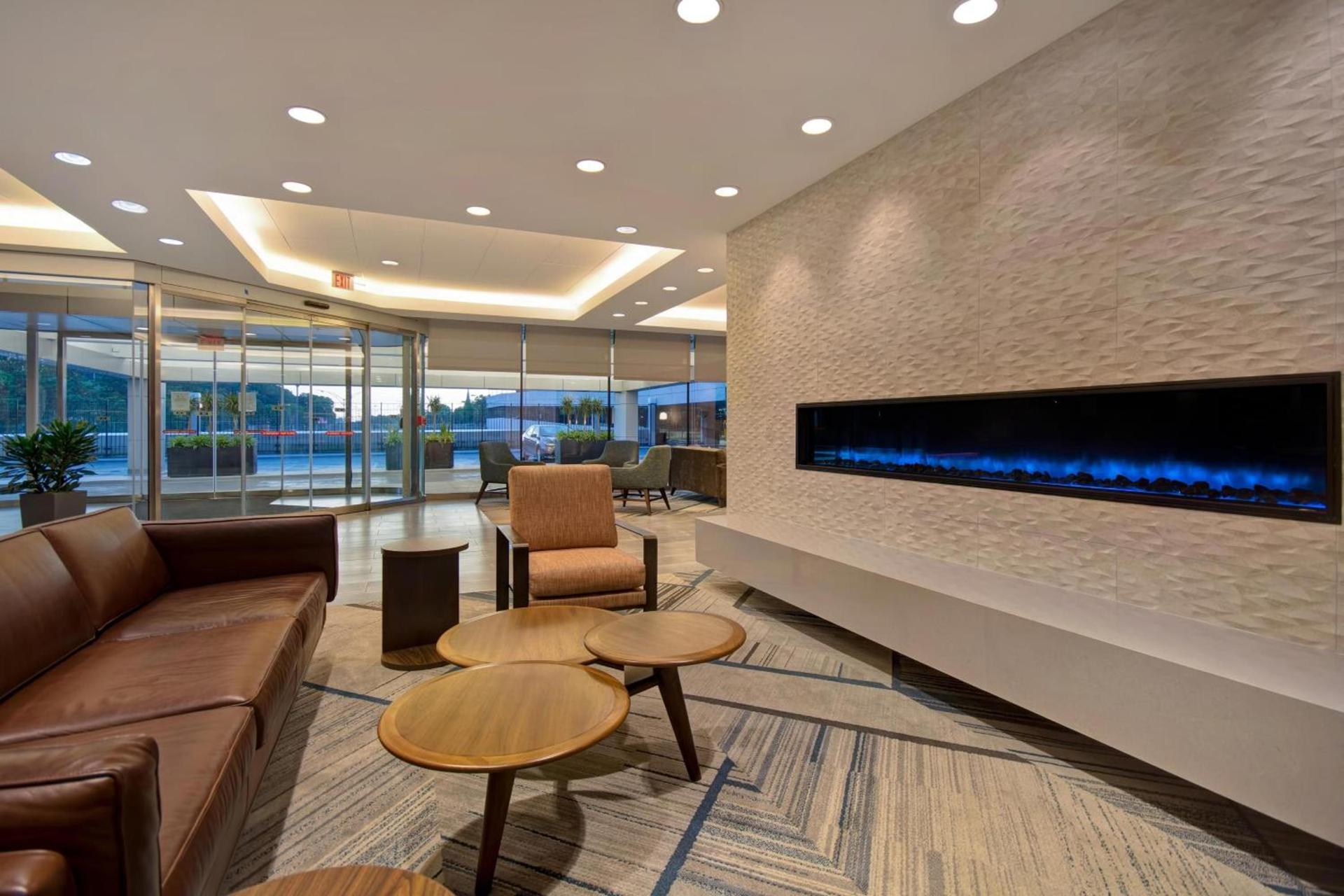 Four Points by Sheraton Boston Newton photo 15