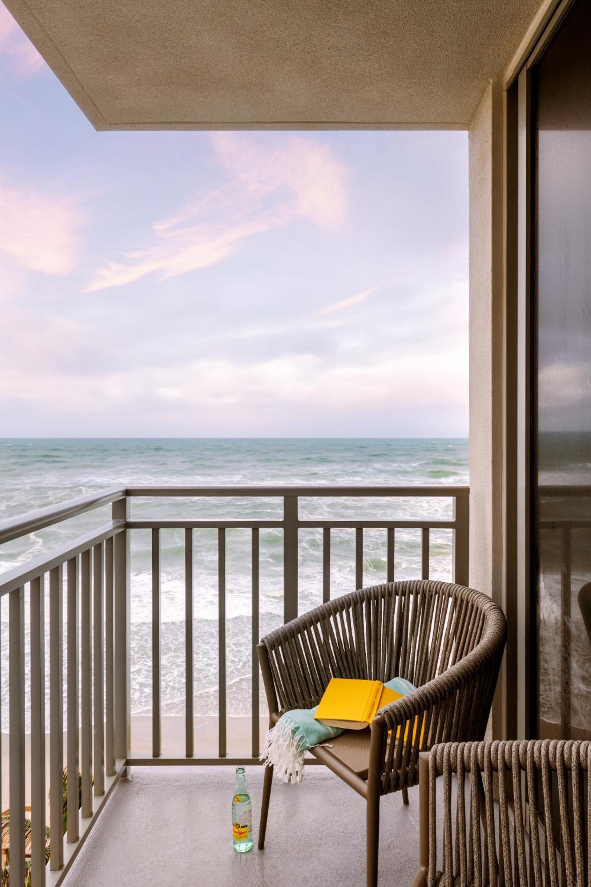 Hillsboro Beach Resort By Kasa photo 14