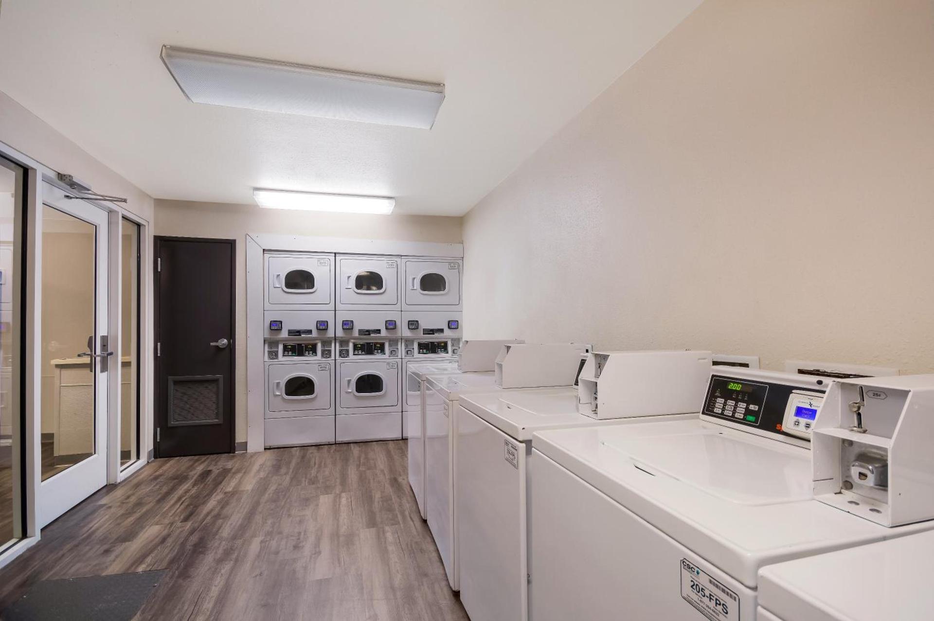 WoodSpring Suites Lexington Southeast photo 14