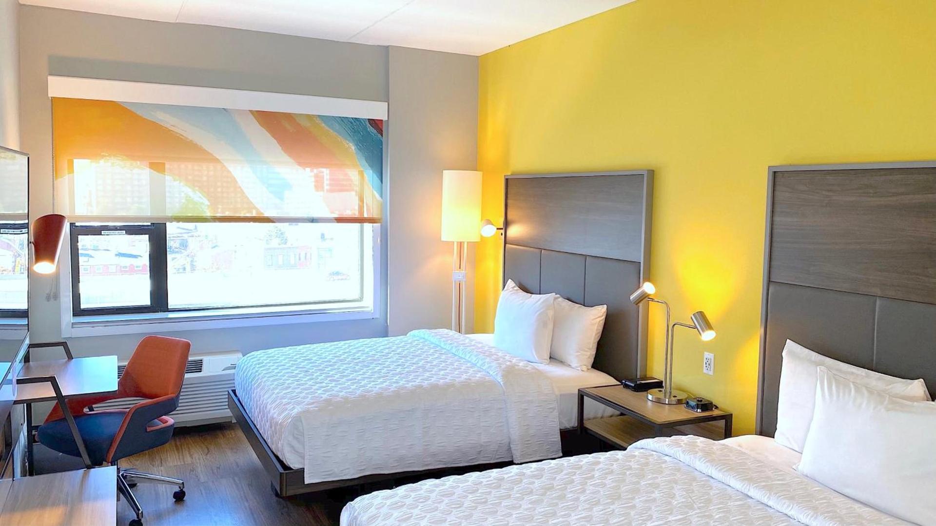 Tru By Hilton Baltimore Harbor East photo 36