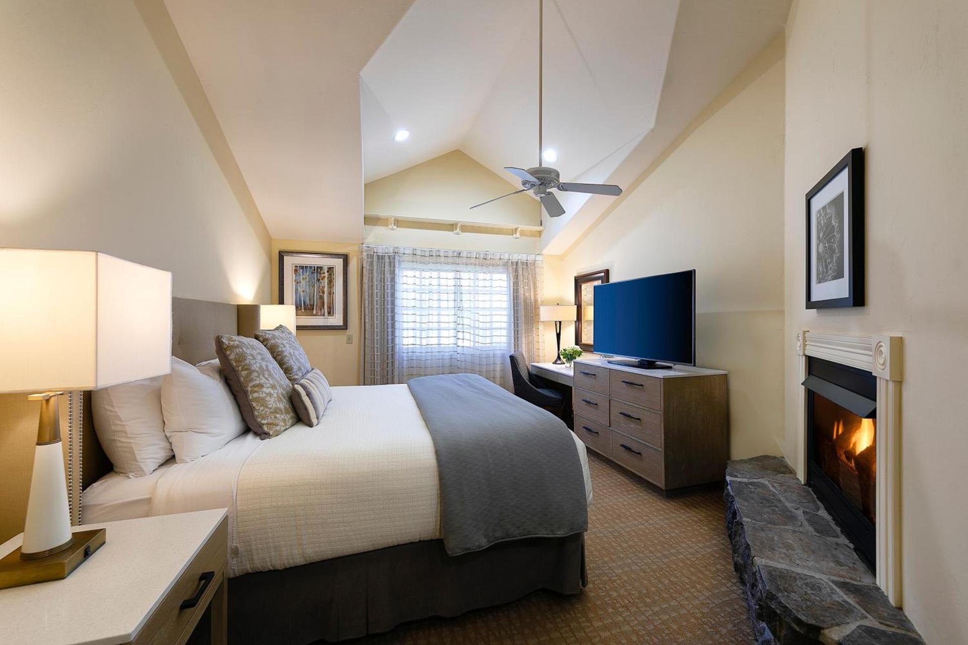 Pelican Inn & Suites photo 21