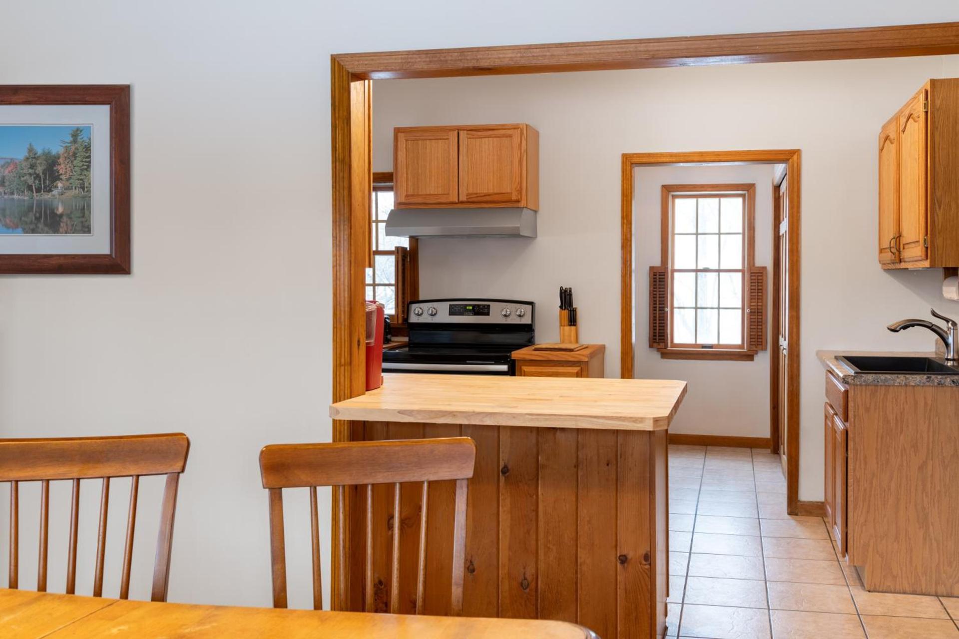 Sara Placid Inn & Suites photo 30
