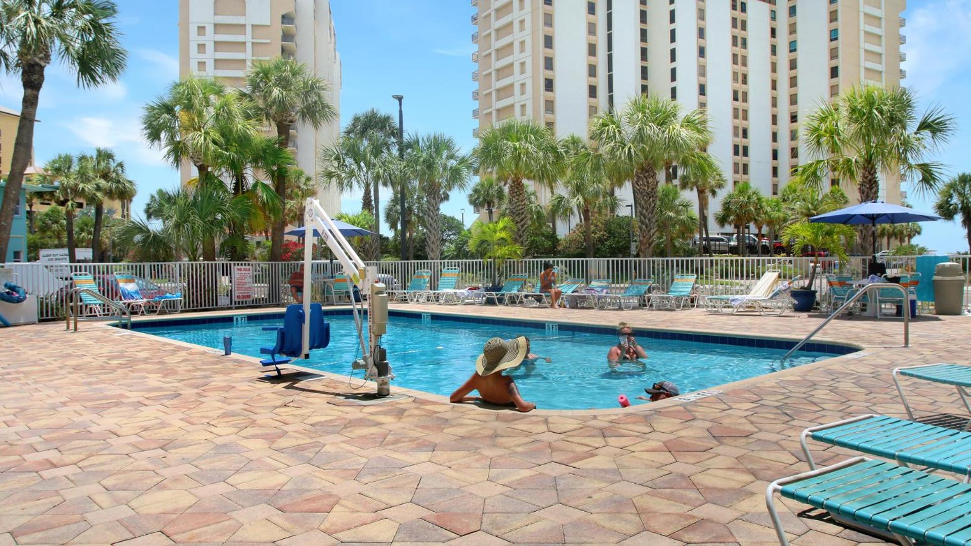 Pelican Pointe Clearwater Beach Hotel photo 49