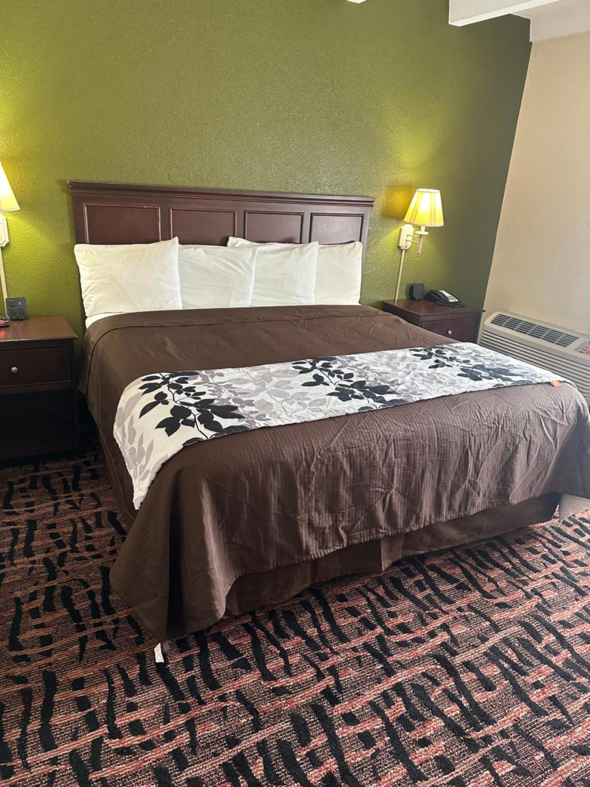 Executive Inn photo 4