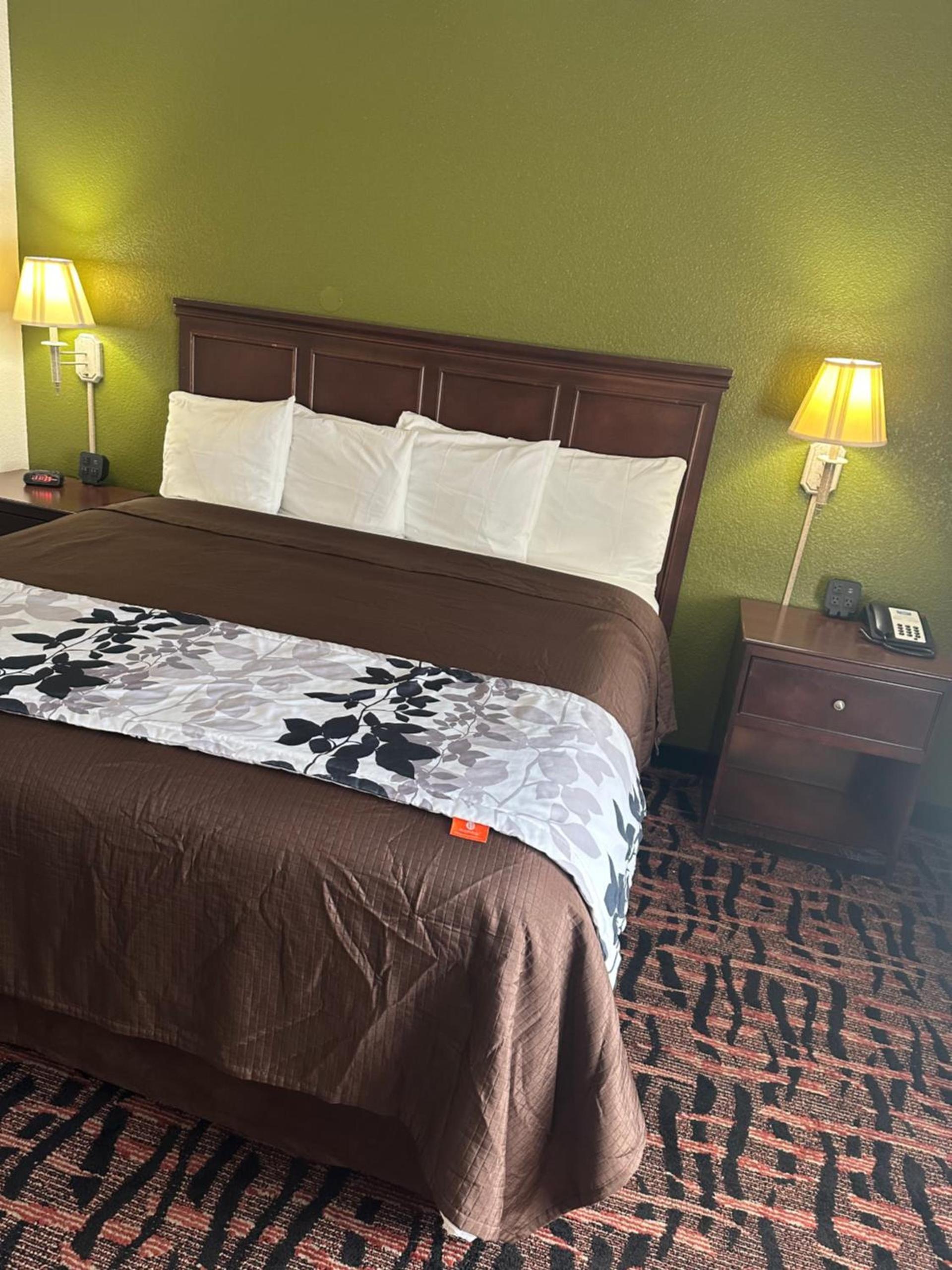Executive Inn photo 10