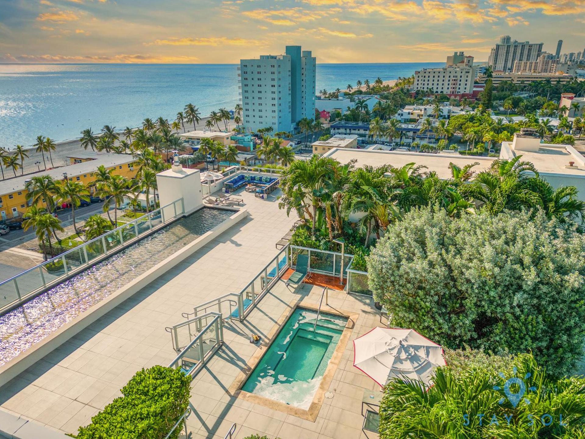 Costa Hollywood Beach photo 3