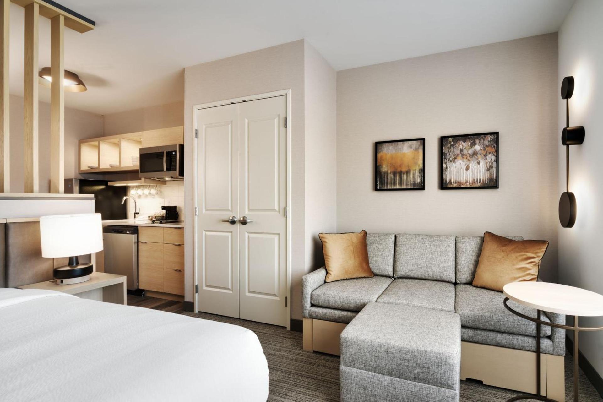 TownePlace Suites by Marriott Show Low photo 16