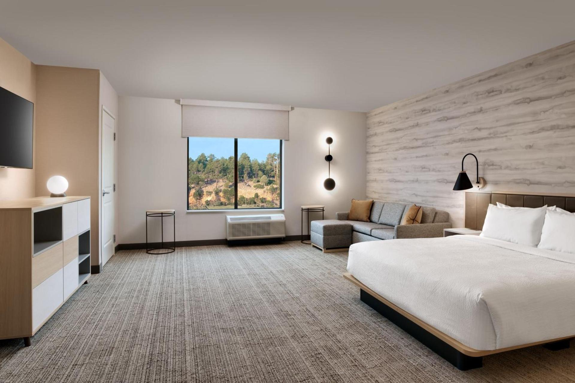 TownePlace Suites by Marriott Show Low photo 25