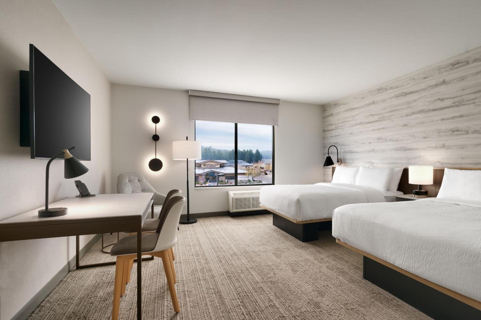 TownePlace Suites by Marriott Show Low photo 28
