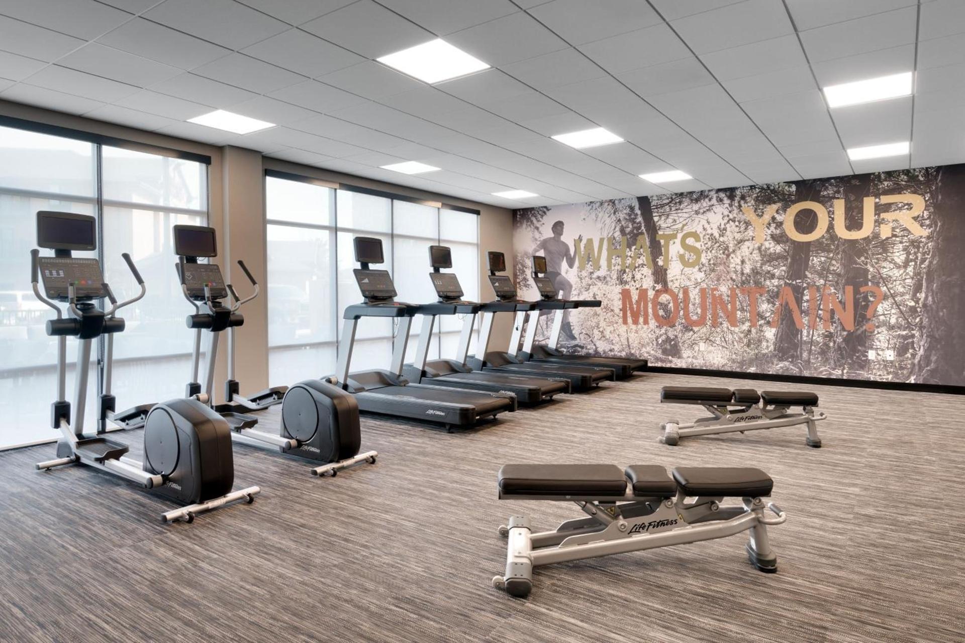 TownePlace Suites by Marriott Show Low photo 50