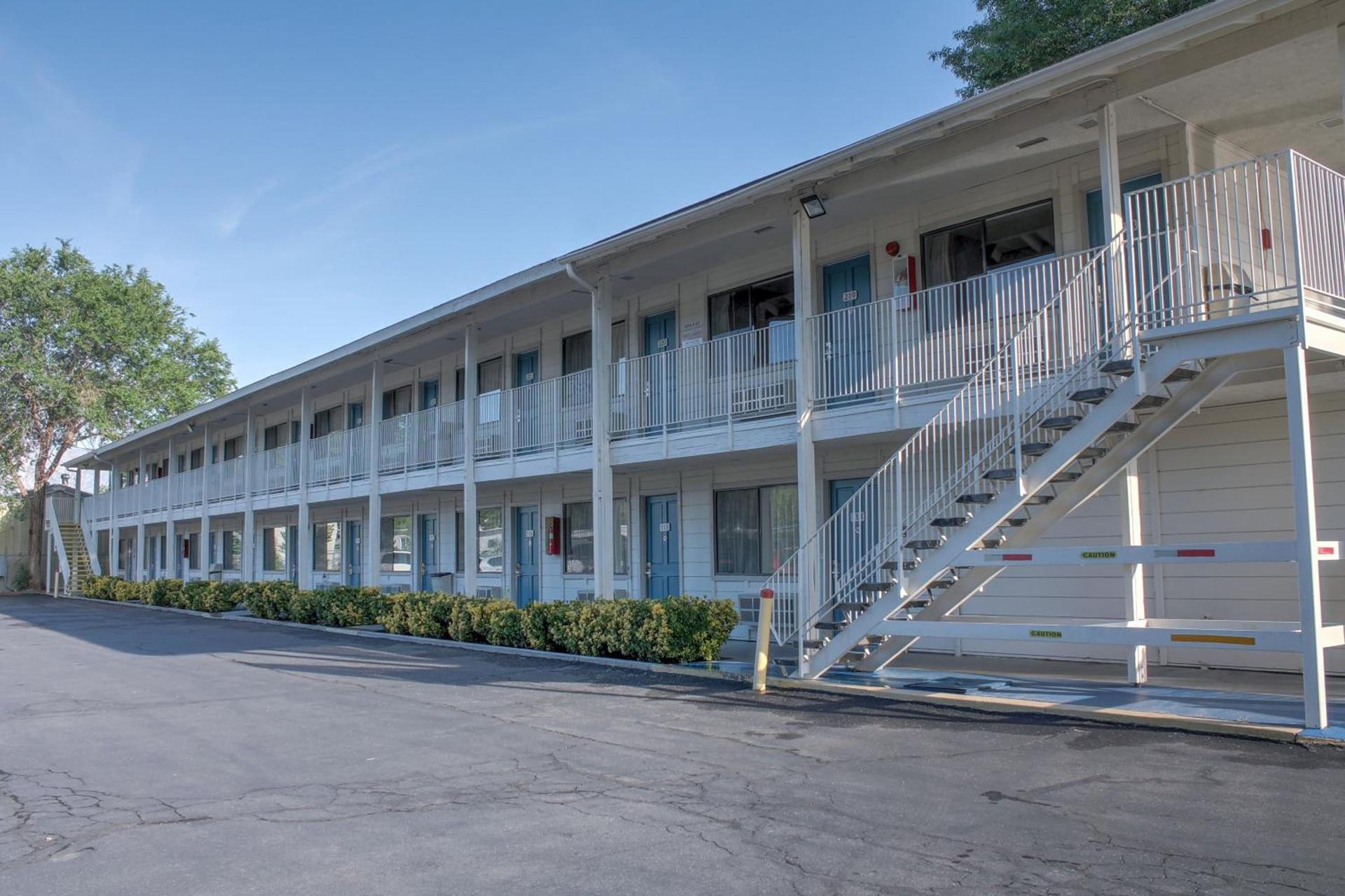Motel 6-Bishop, CA photo 31
