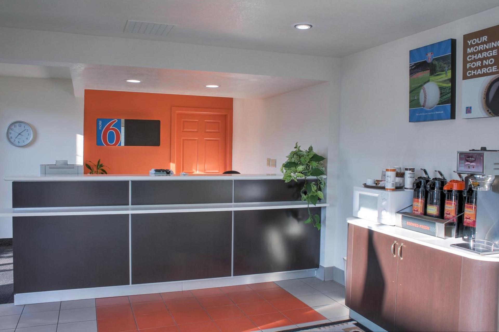 Motel 6-Bishop, CA photo 47