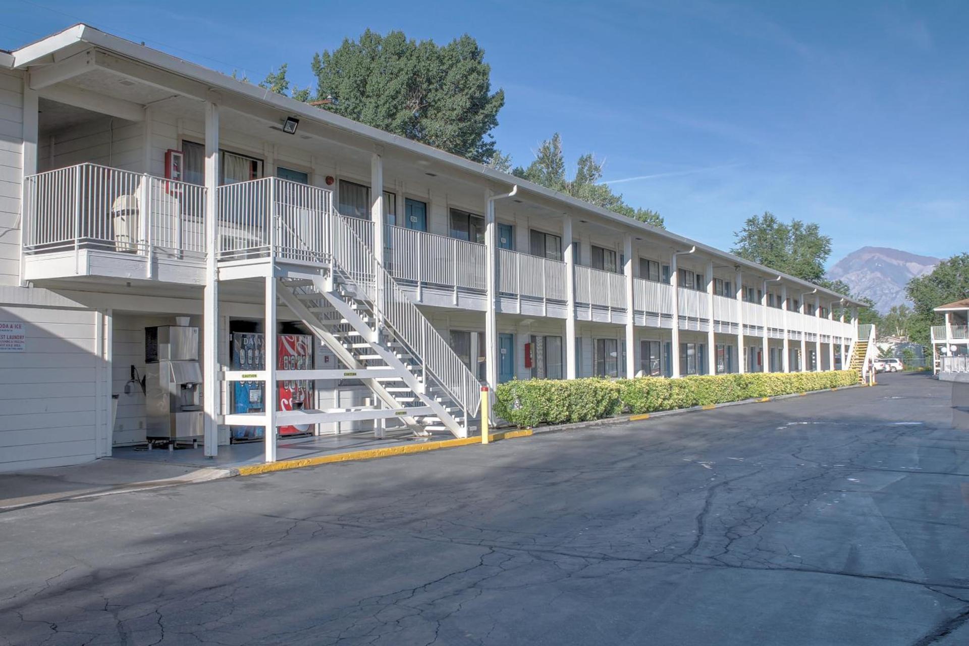 Motel 6-Bishop, CA photo 30