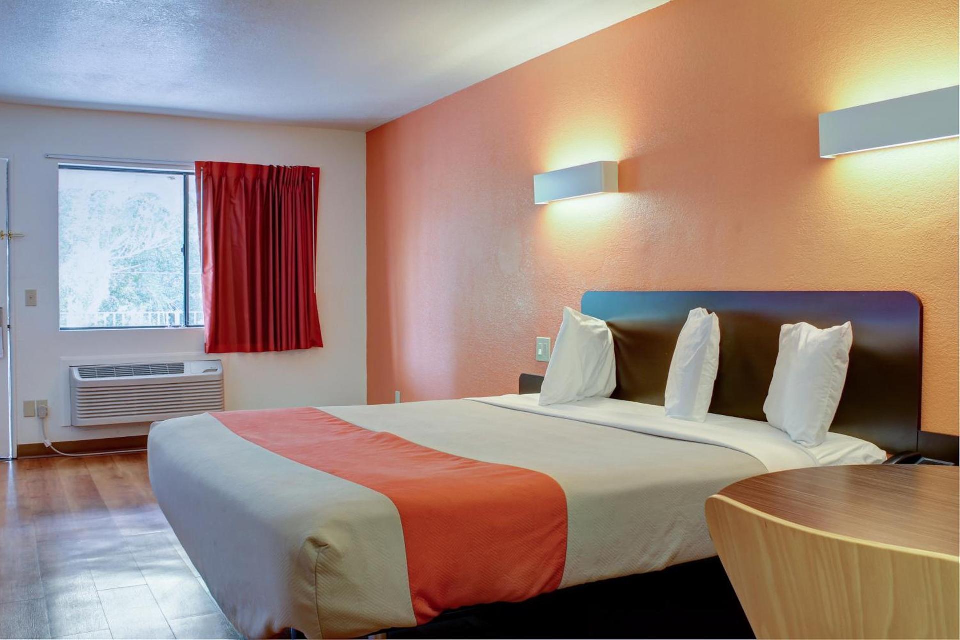 Motel 6-Bishop, CA photo 48