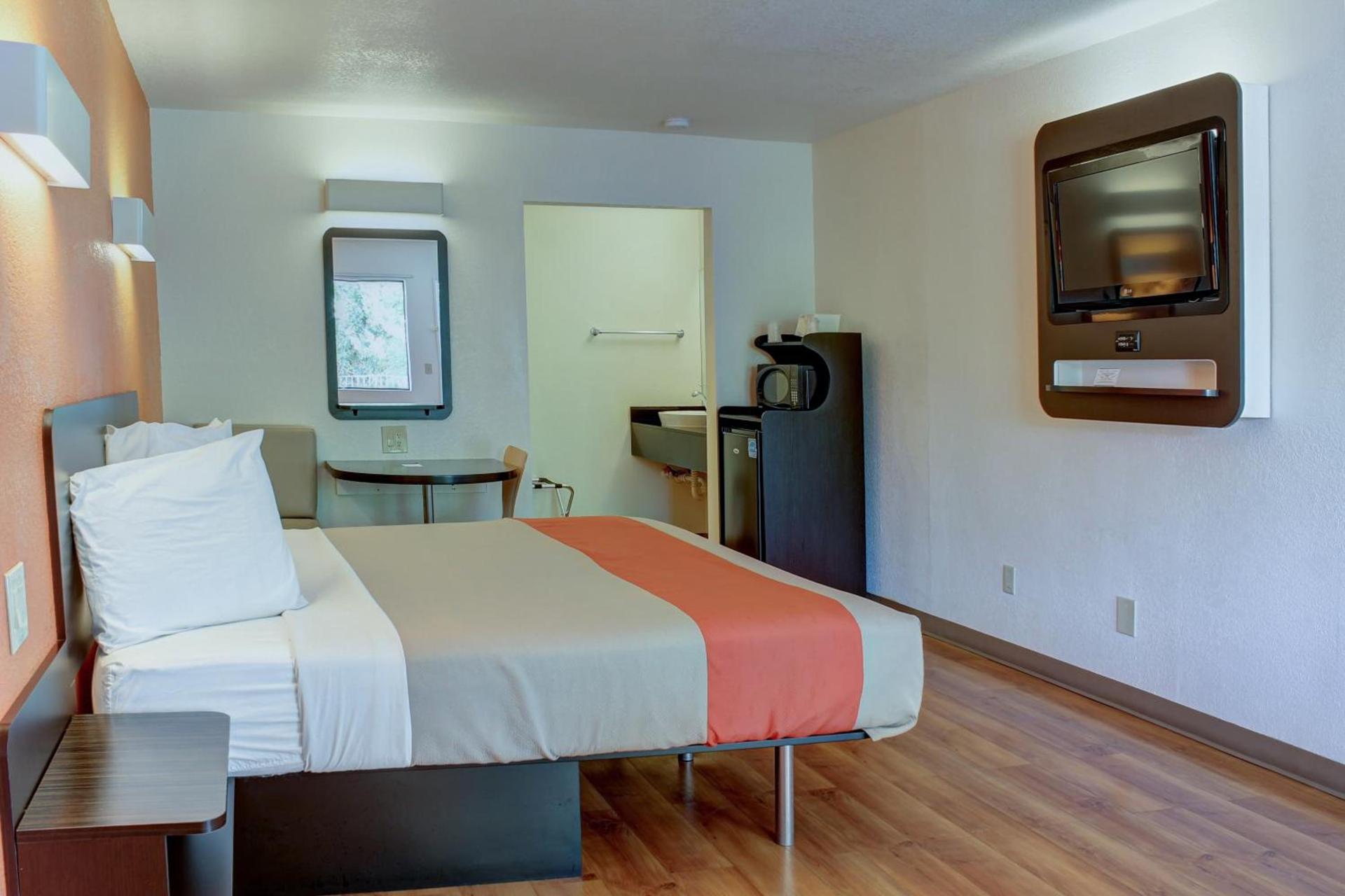 Motel 6-Bishop, CA photo 49