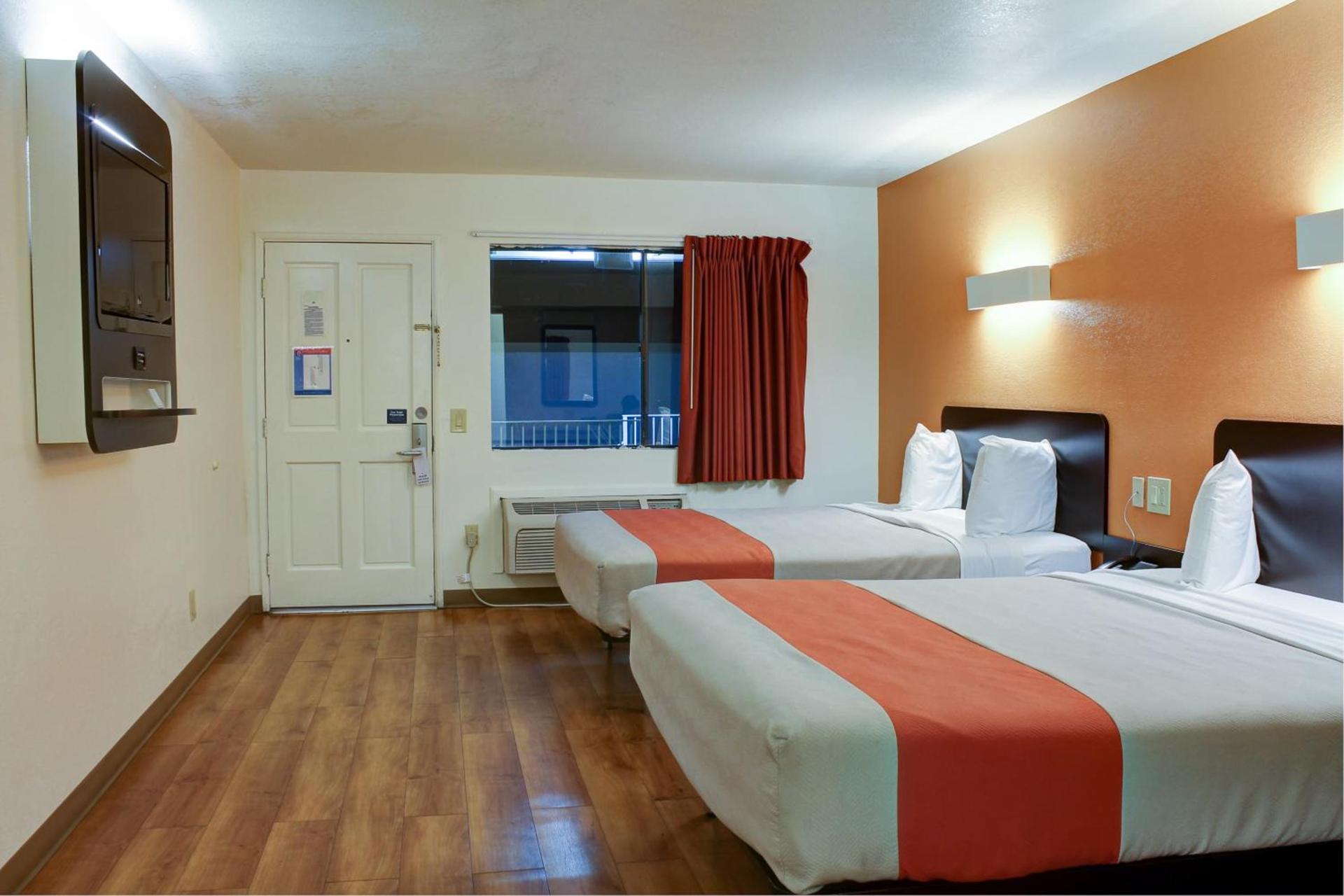Motel 6-Bishop, CA photo 51