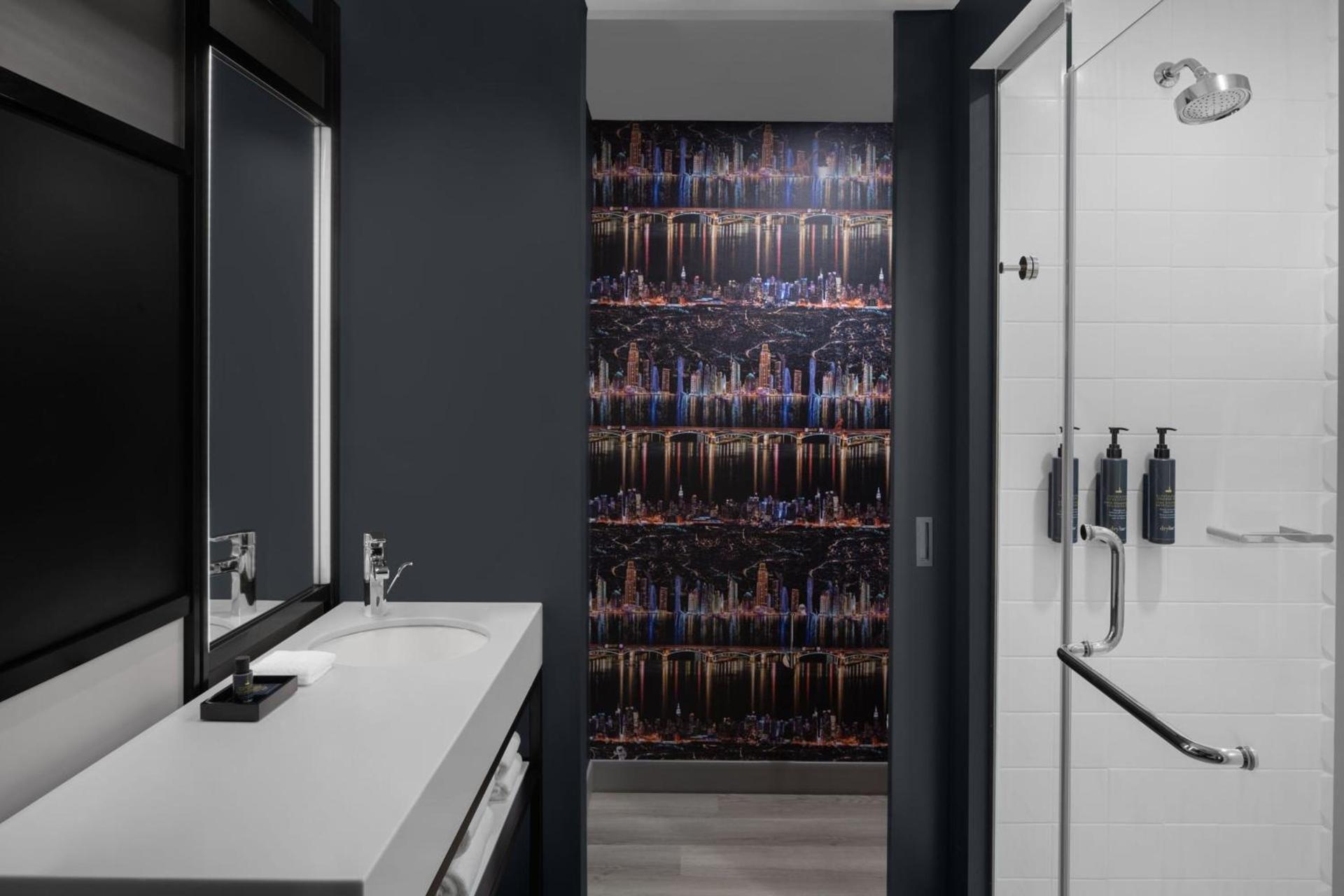 Aloft by Marriott New York Chelsea photo 51