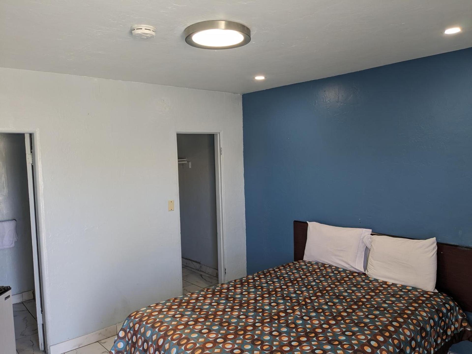 Green spot motel photo 4