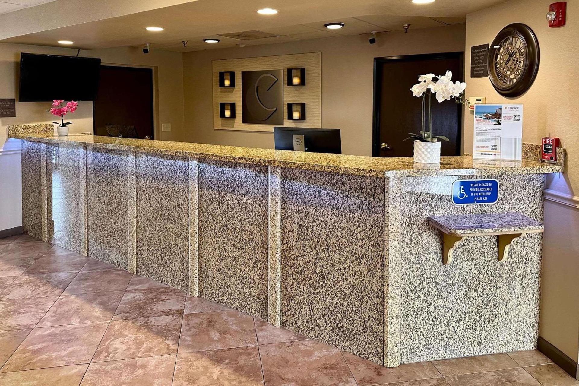 Comfort Inn Phoenix Central City photo 6