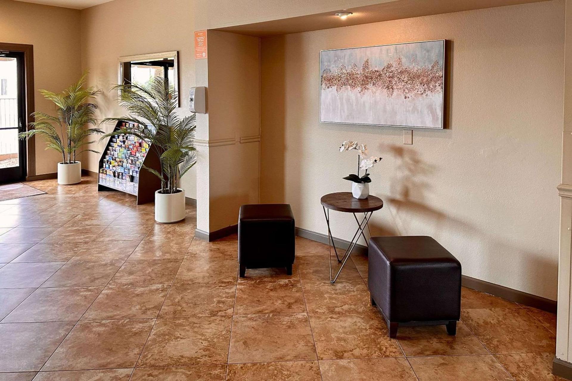 Comfort Inn Phoenix Central City photo 7