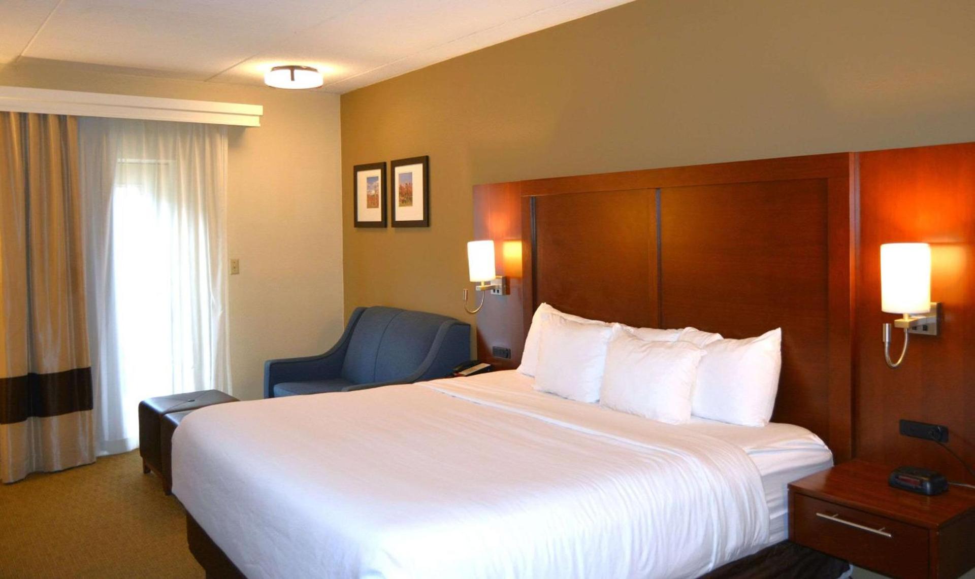 Comfort Inn Lancaster at Rockvale photo 35