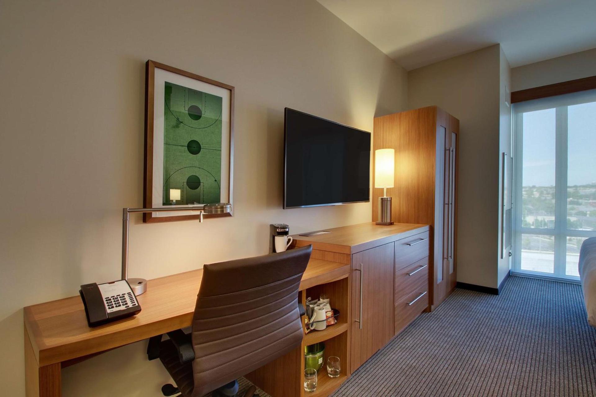 Hyatt Place Milwaukee Downtown photo 14