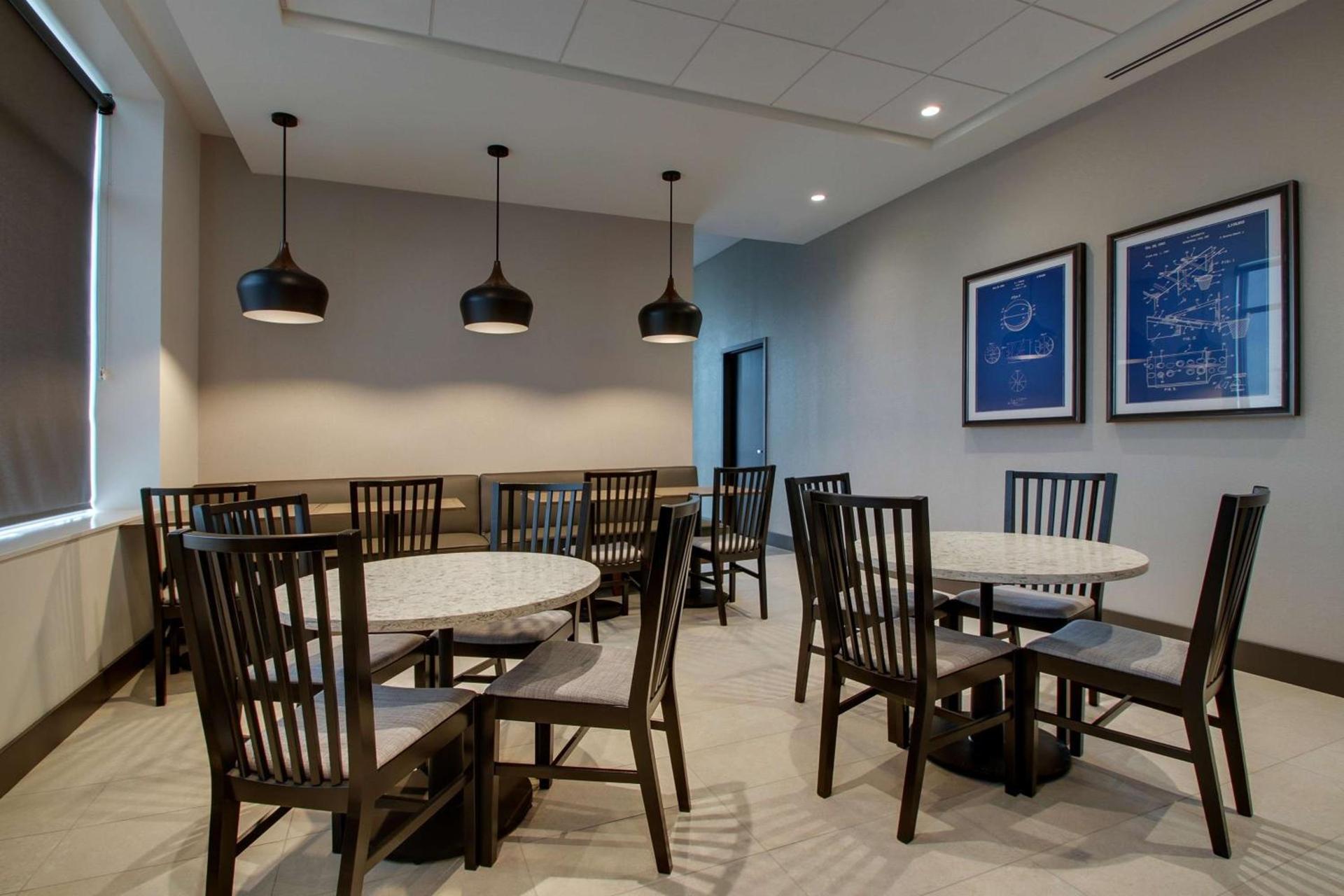 Hyatt Place Milwaukee Downtown photo 43