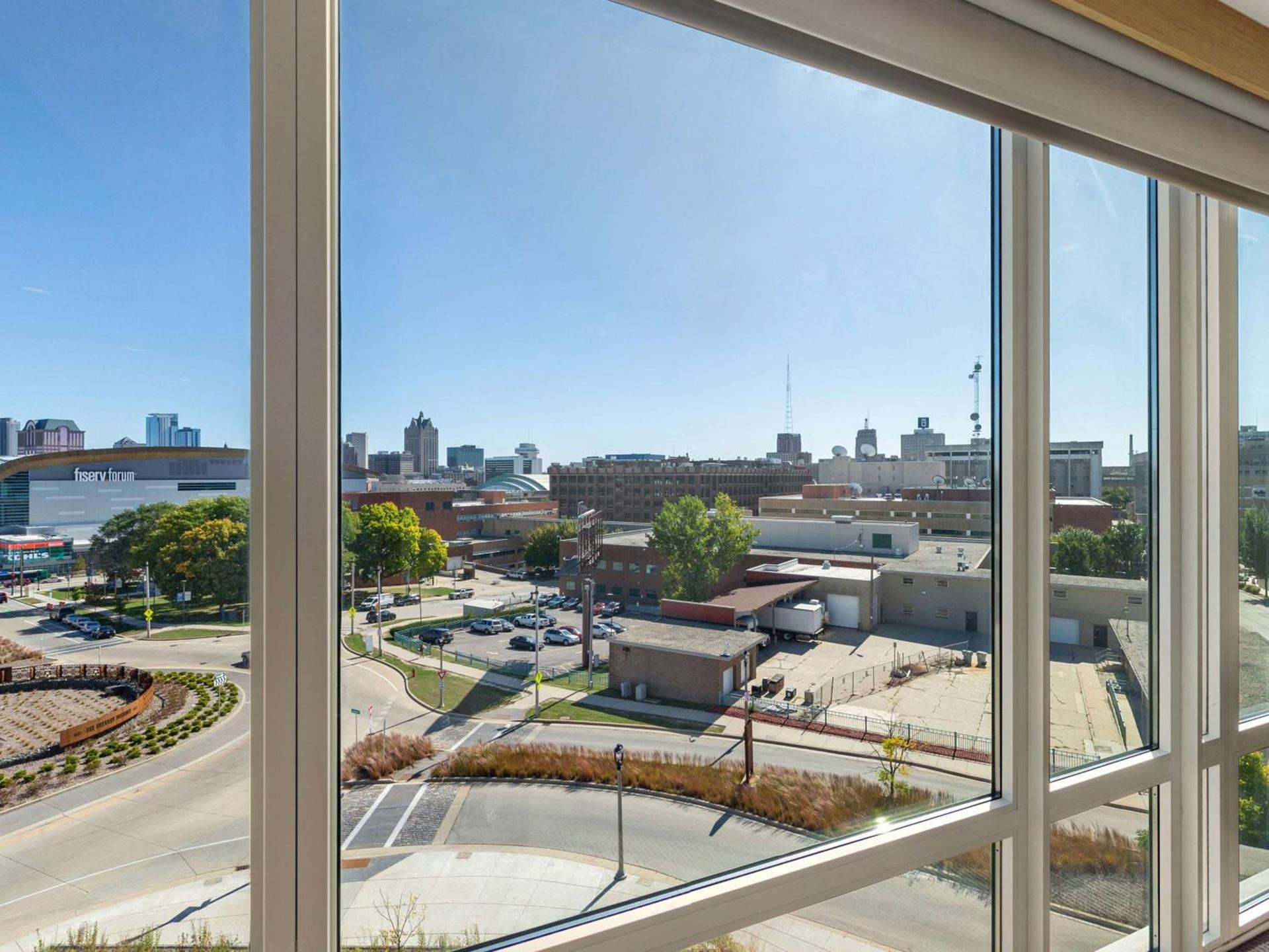 Hyatt Place Milwaukee Downtown photo 59