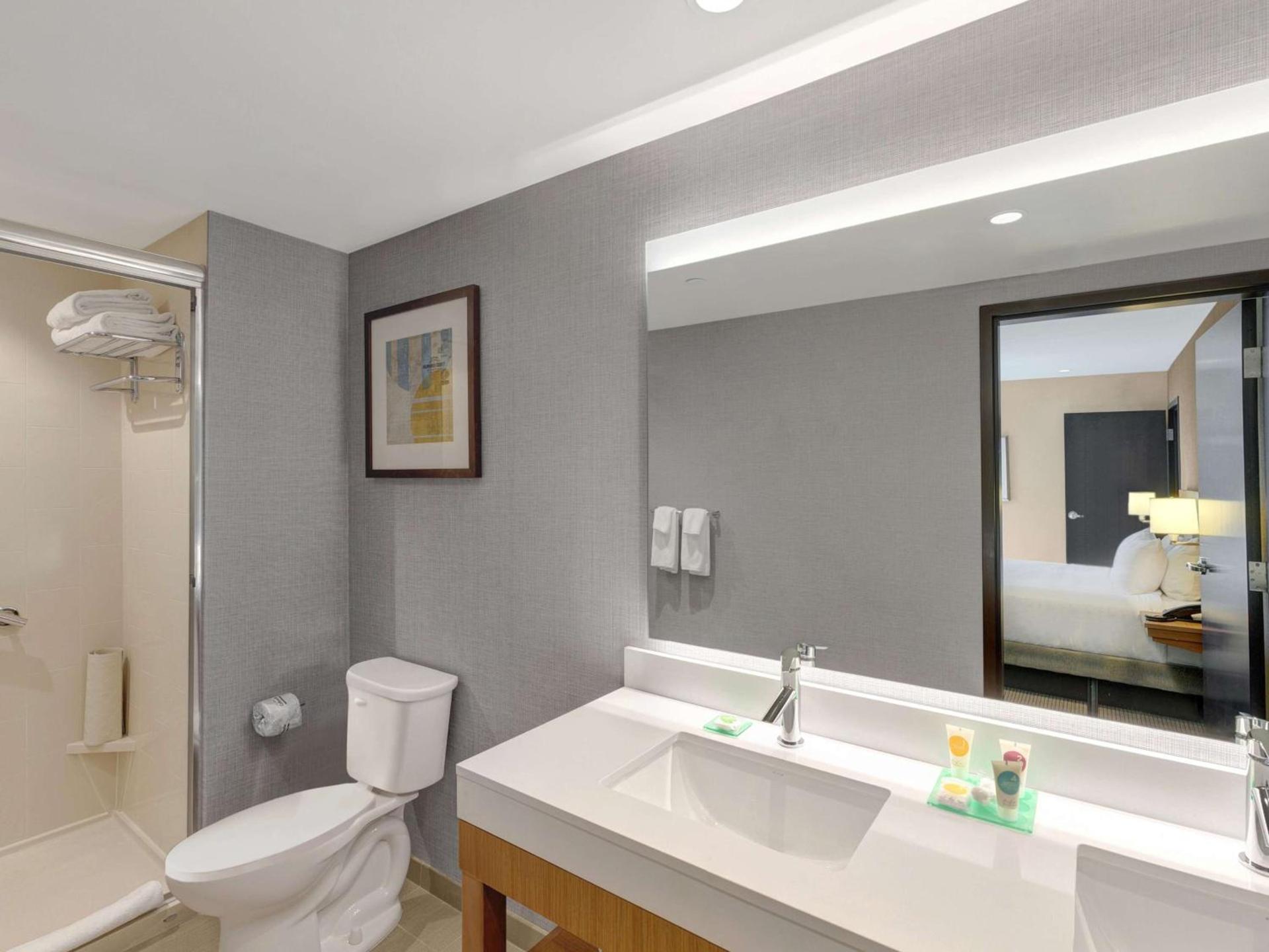 Hyatt Place Milwaukee Downtown photo 60